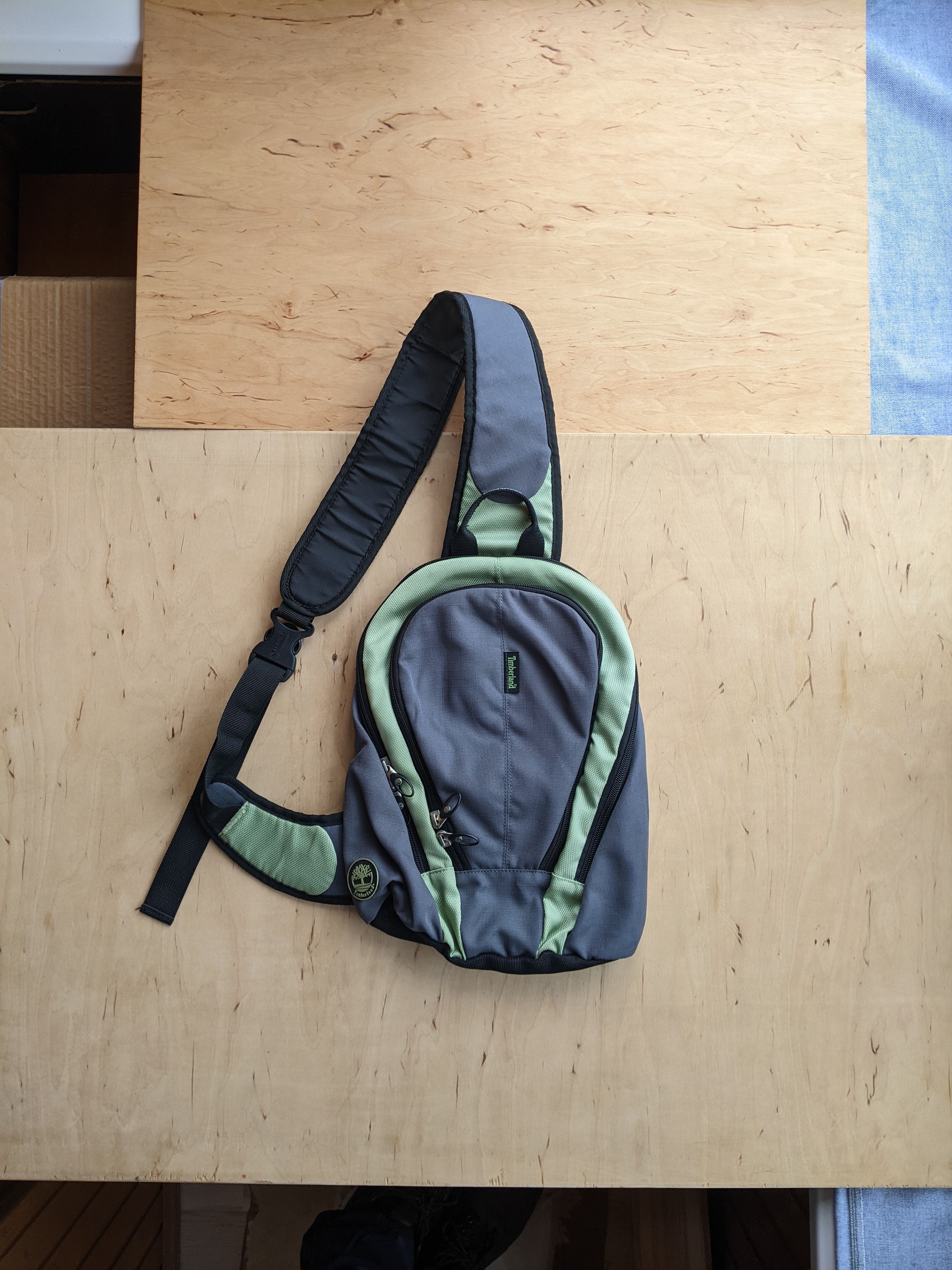 Timberland Timerland Sling Crossbody Messenger Backpack Vitnage Oakley Size ONE SIZE - 1 Thumbnail