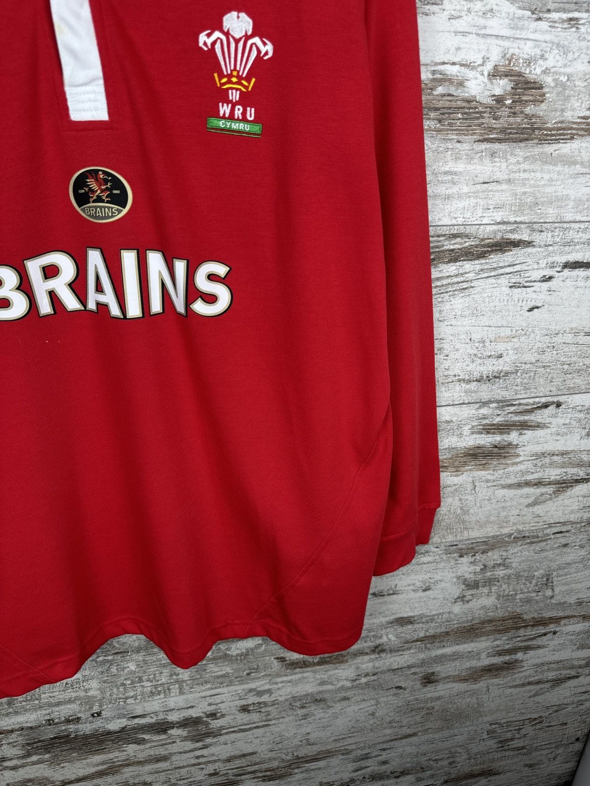 Reebok Mens Vintage Reebok 00s Wales rugby shirt jersey sweatshirt Size US L / EU 52-54 / 3 - 5 Thumbnail