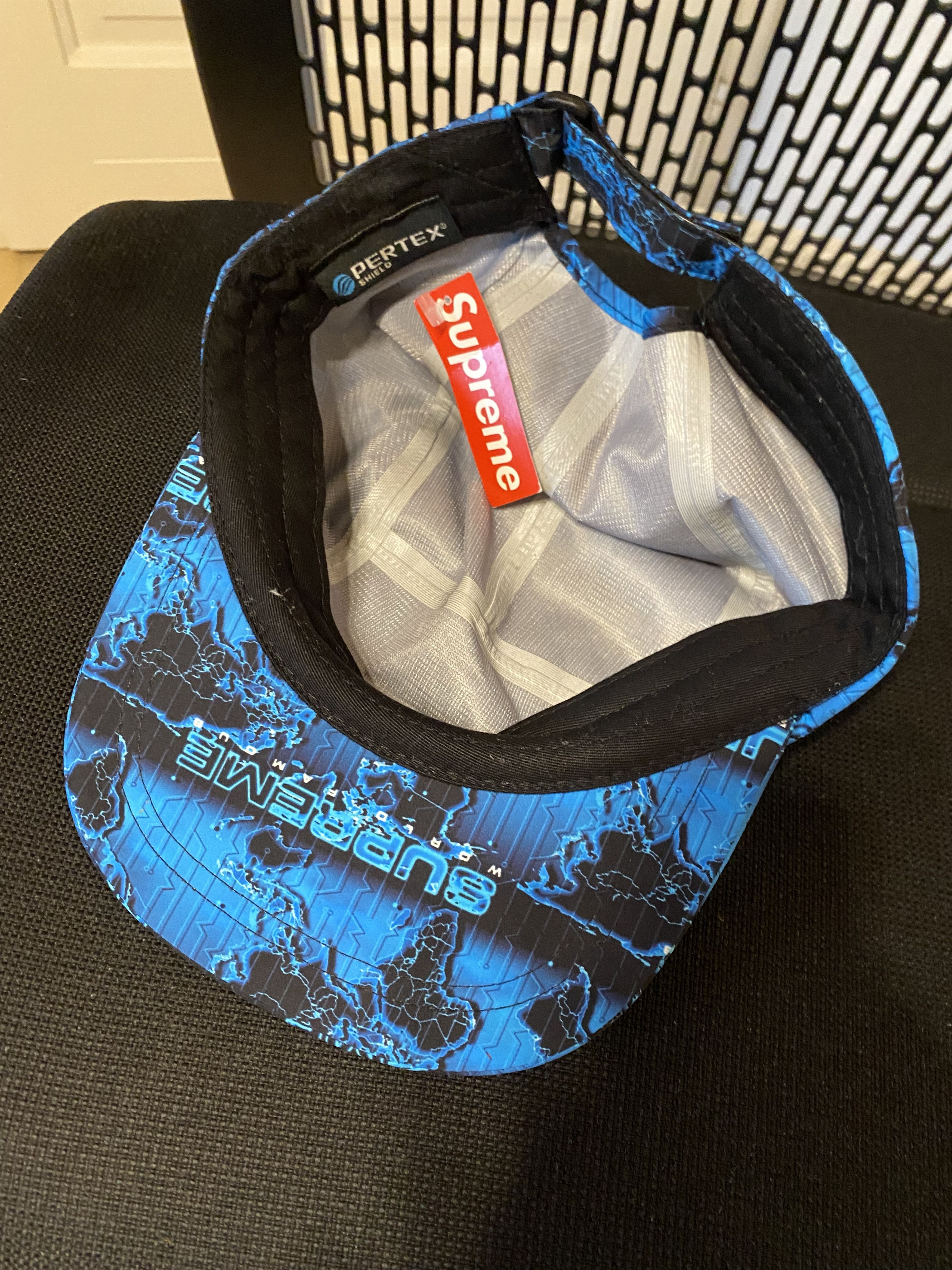 Supreme Supreme 2017 World Famous Pertex Cap Size ONE SIZE - 2 Thumbnail