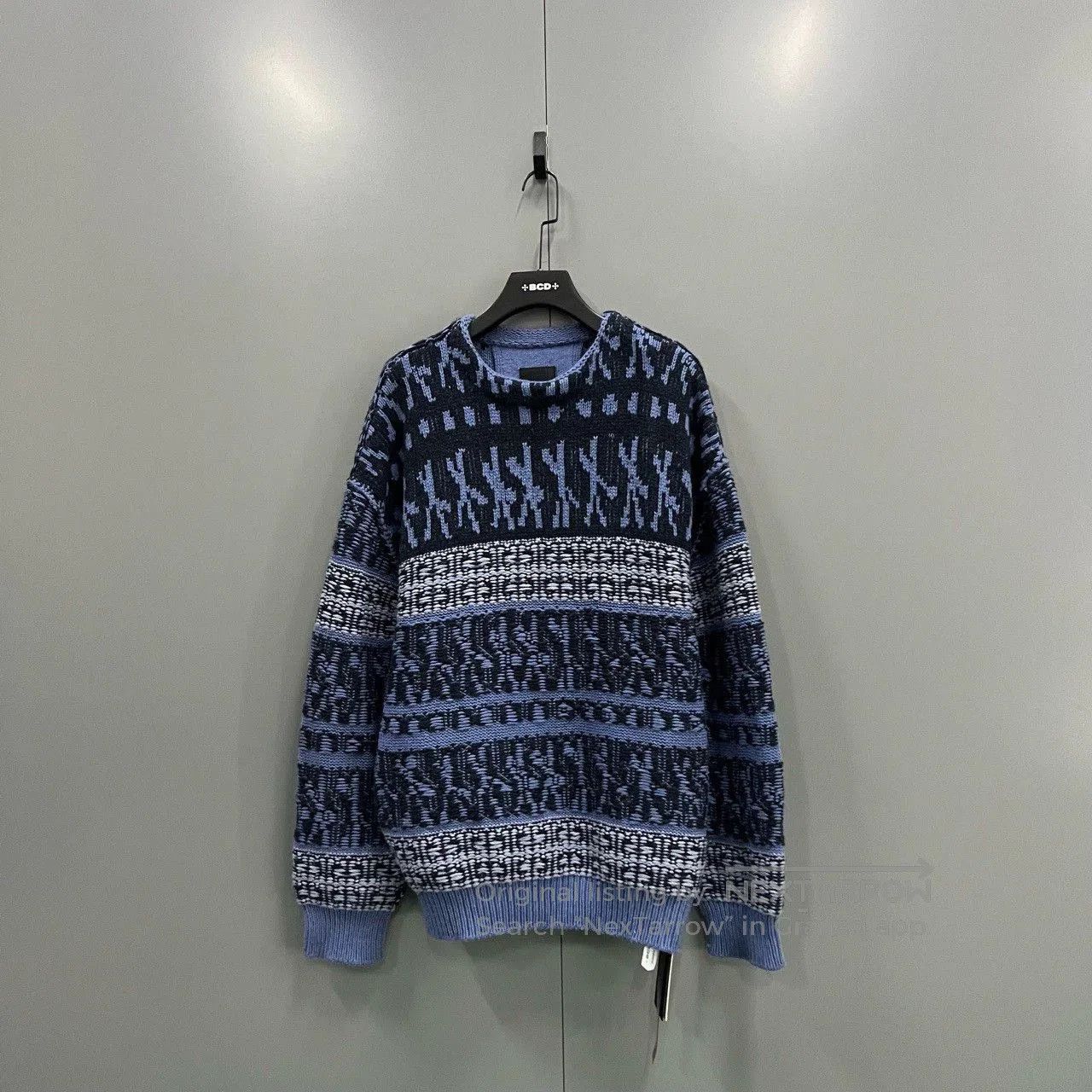 Givenchy Givenchy Chito Colorblock Long Sleeve Sweater. Size US S / EU 44-46 / 1 - 1 Thumbnail