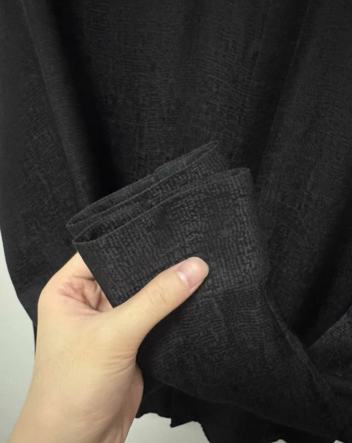 Saint Laurent Paris Saint Laurent (SLP) 17FW Silk Embossed "Black Knight" Shirt Size US S / EU 44-46 / 1 - 6 Thumbnail