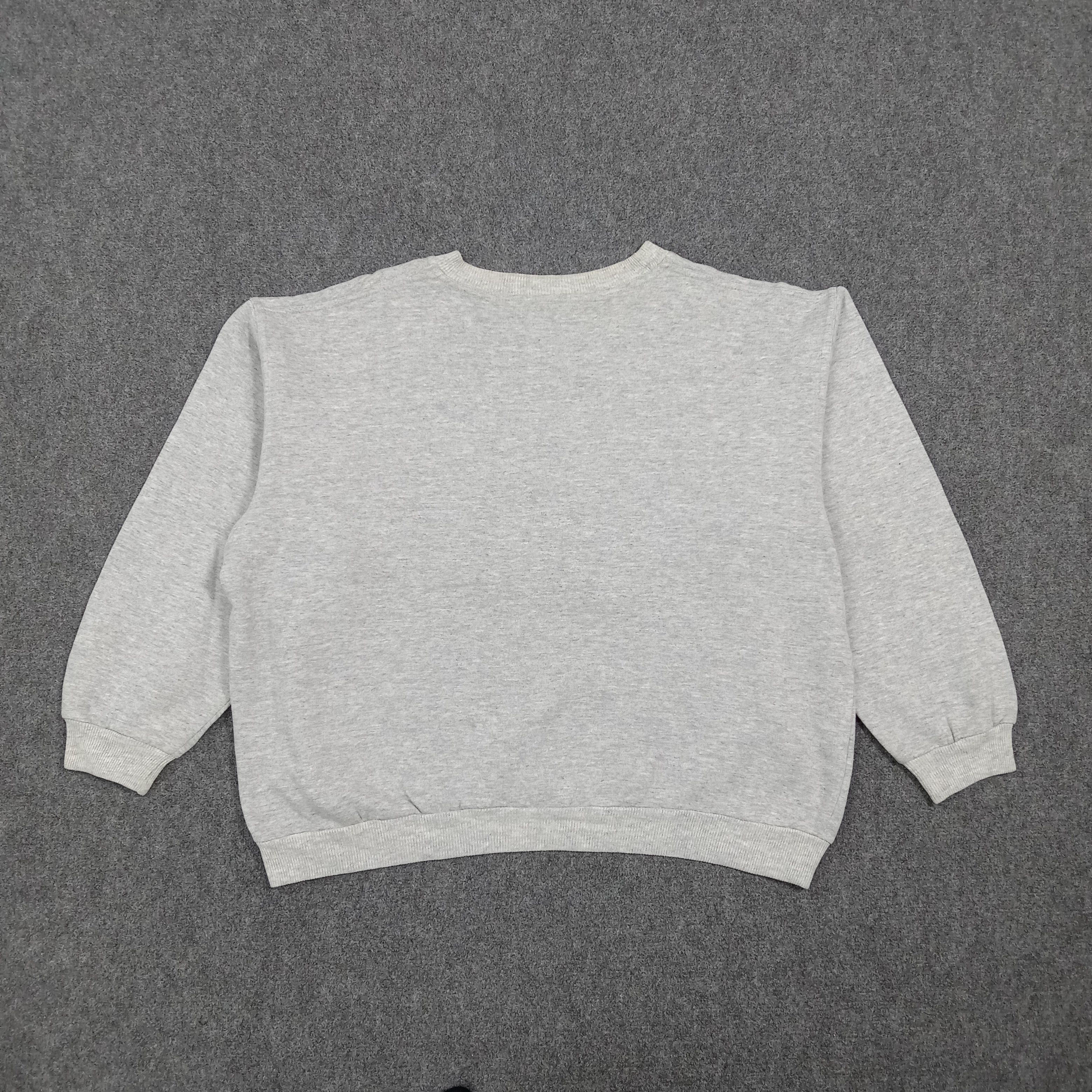 Yves Saint Laurent Yves Saint Laurent Designer Embroidery Sweatshirt C271N20 Size US L / EU 52-54 / 3 - 4 Thumbnail