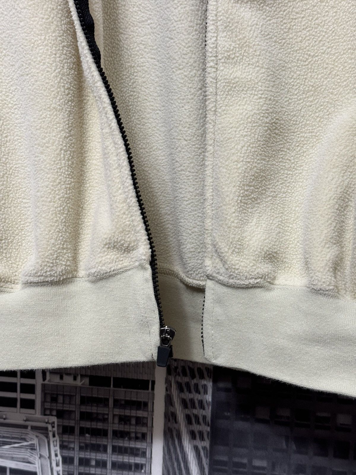 Fear of God Fear of God Essentials Polar Zip Cream SZ Medium 💥 Size US M / EU 48-50 / 2 - 4 Thumbnail