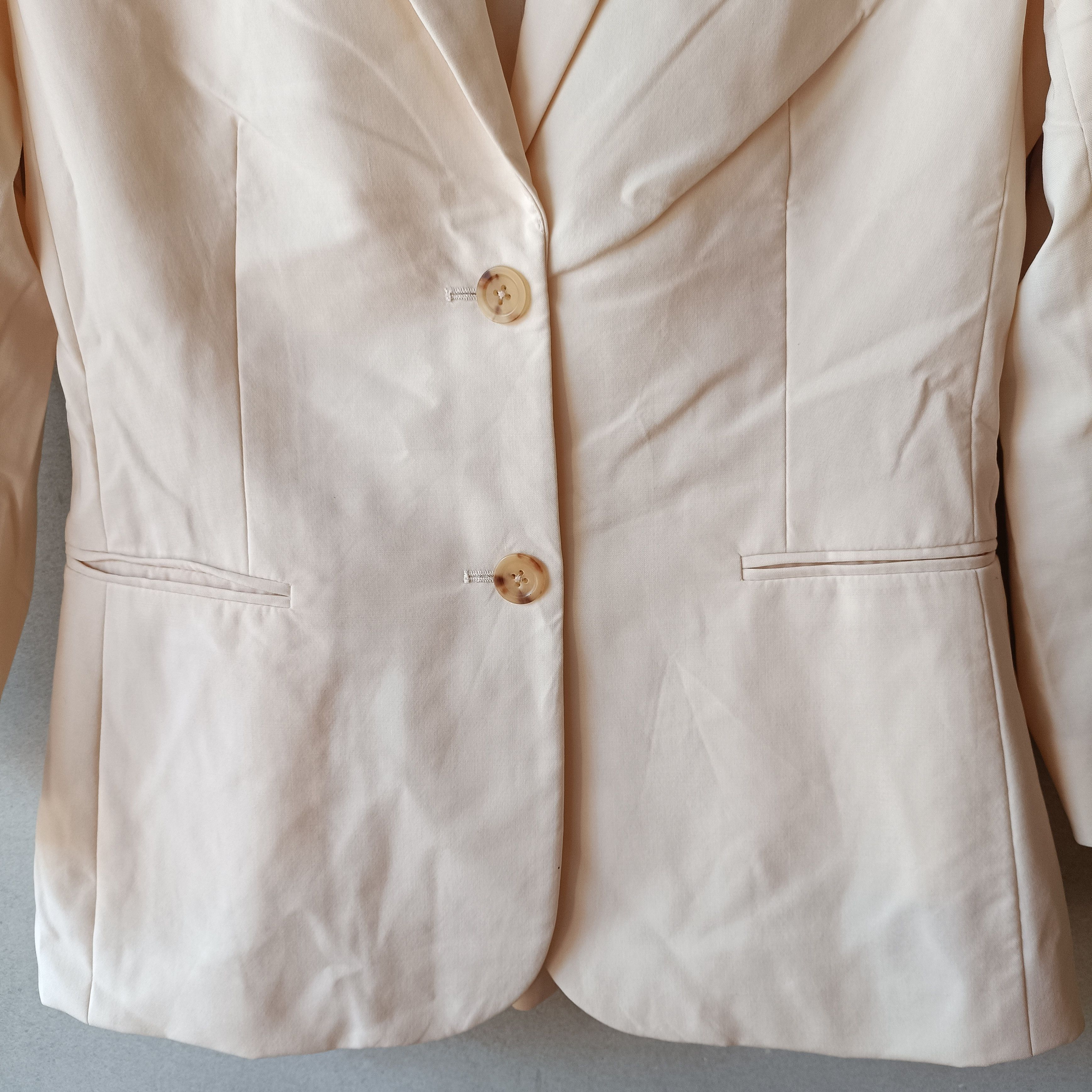 The Row The Row Cream Tailored Wool Blend Blazer Jacket Size M / US 6-8 / IT 42-44 - 3 Thumbnail