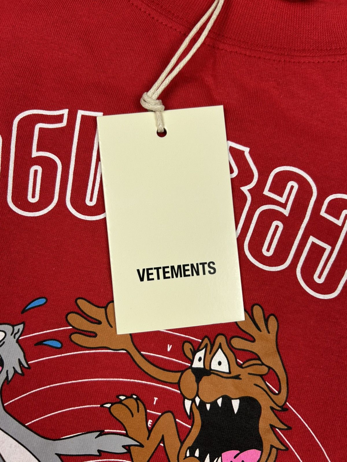 Vetements *RARE 2019* Vetements Red Cartoon T-Shirt M Size US M / EU 48-50 / 2 - 6 Thumbnail