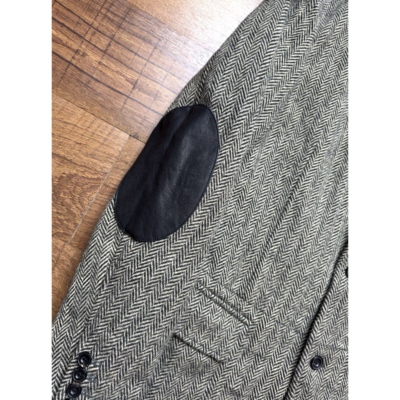 Polo Ralph Lauren VTG Polo Ralph Lauren Sport Coat Herringbone Tweed Wool Leather Patches Men 42L Gray Long Blazer Size US XL / EU 56 / 4 - 5 Thumbnail