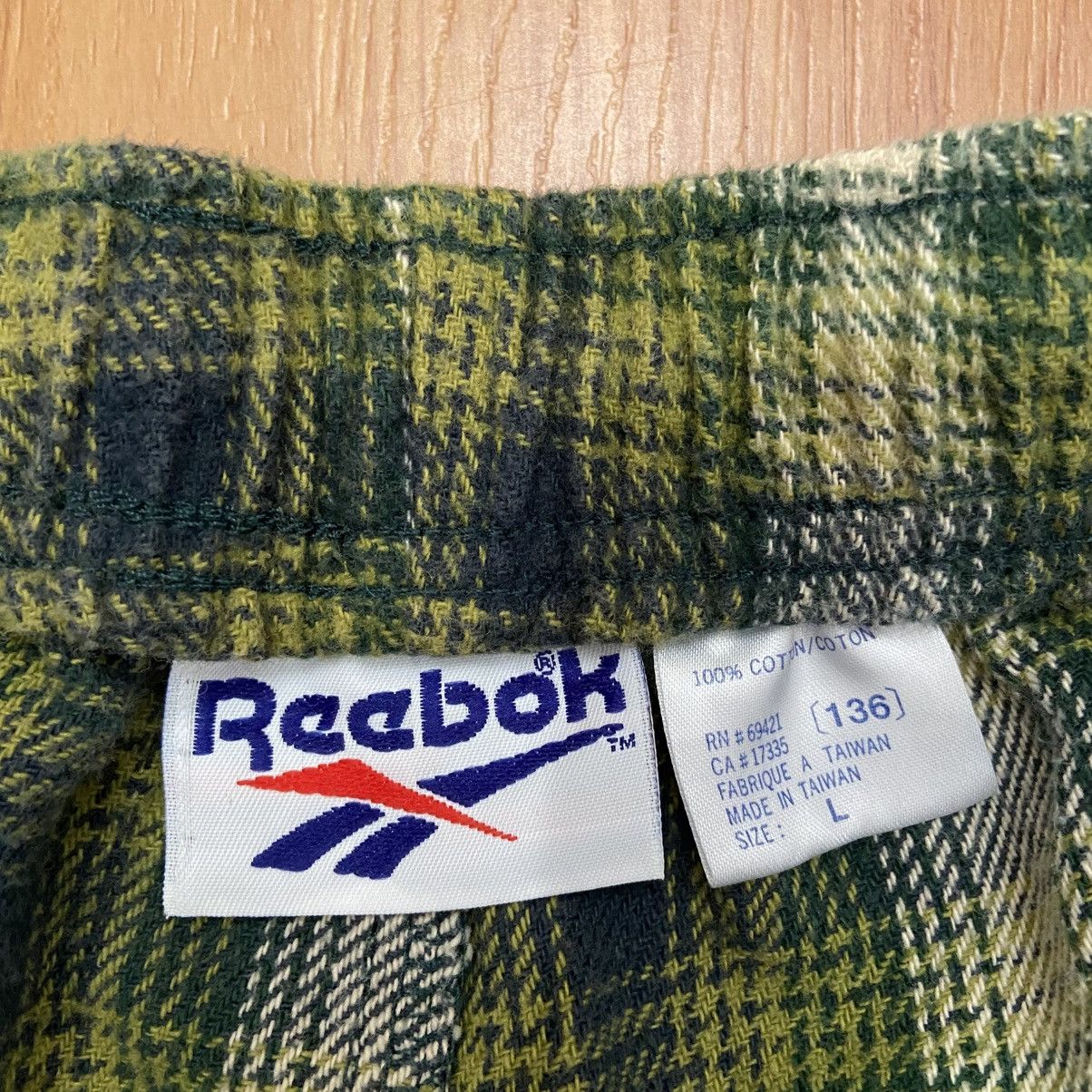 Reebok × Vintage Vintage Reebok Men’s Above The Rim Logo Plaid Shorts Large Size US 36 / EU 52 - 9 Thumbnail