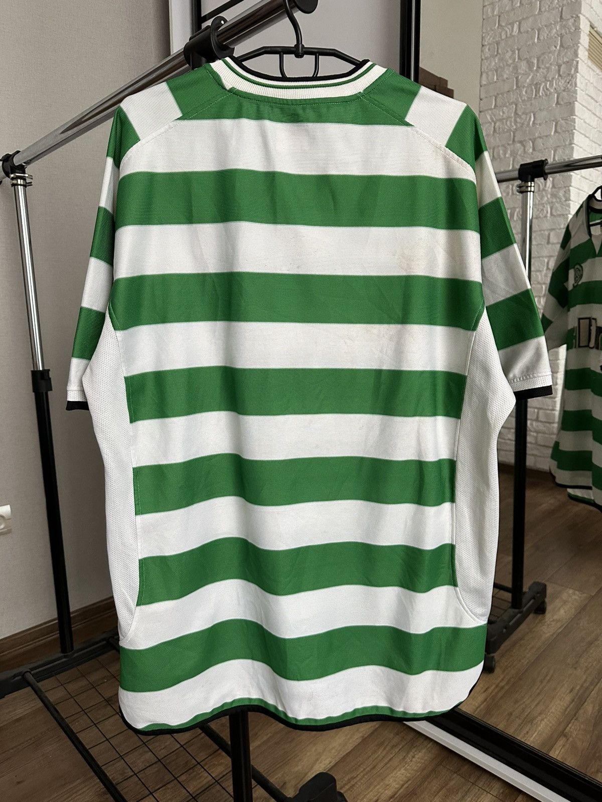 Umbro 2002/2003 Umbro Celtic FC Soccer Jersey T-Shirt Vintage Size US XL / EU 56 / 4 - 4 Thumbnail