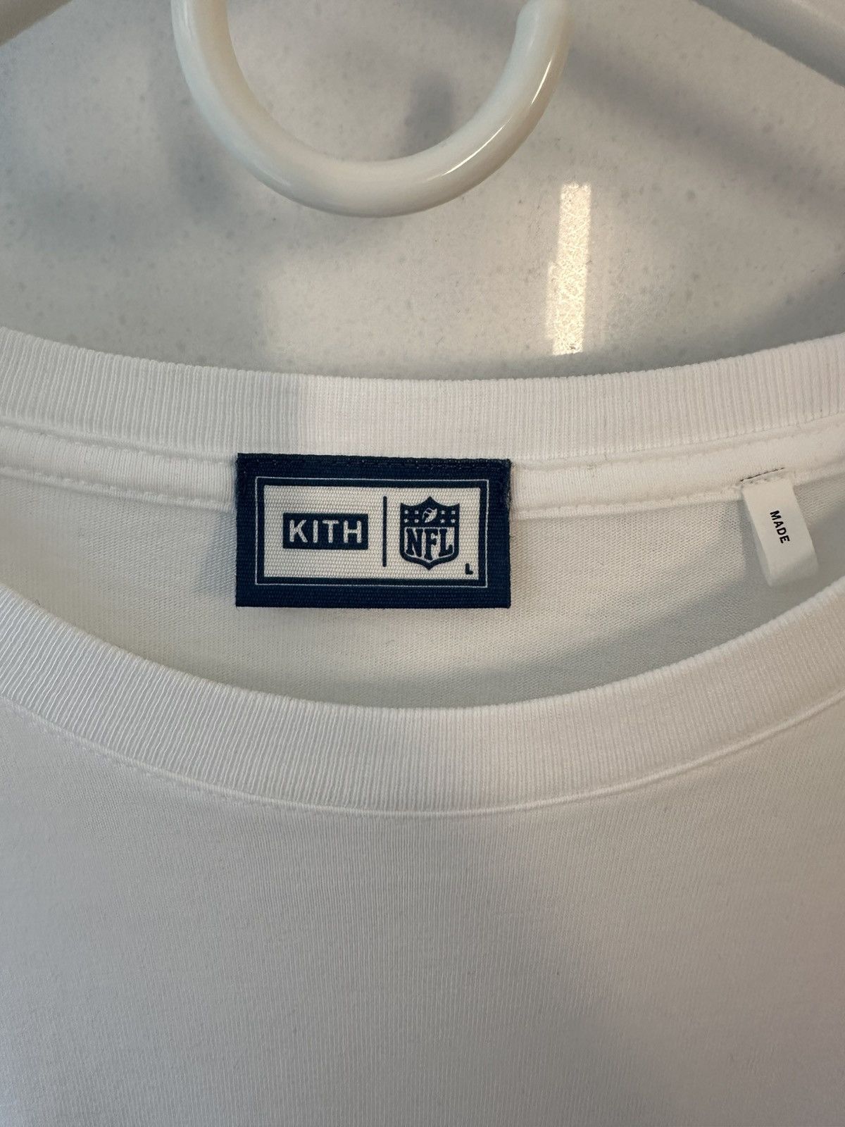 Kith × NFL Kith x NFL - Dolphins Vintage Tee Size US L / EU 52-54 / 3 - 2 Thumbnail