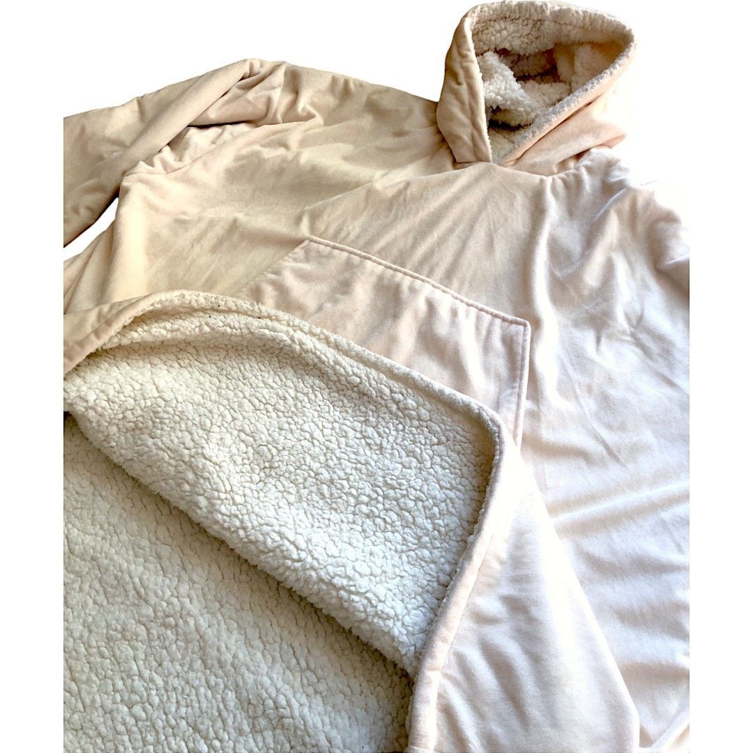 Other THE COMFY Oversized Microfiber & Sherpa Wearable Blanket Size US XXL / EU 58 / 5 - 6 Thumbnail