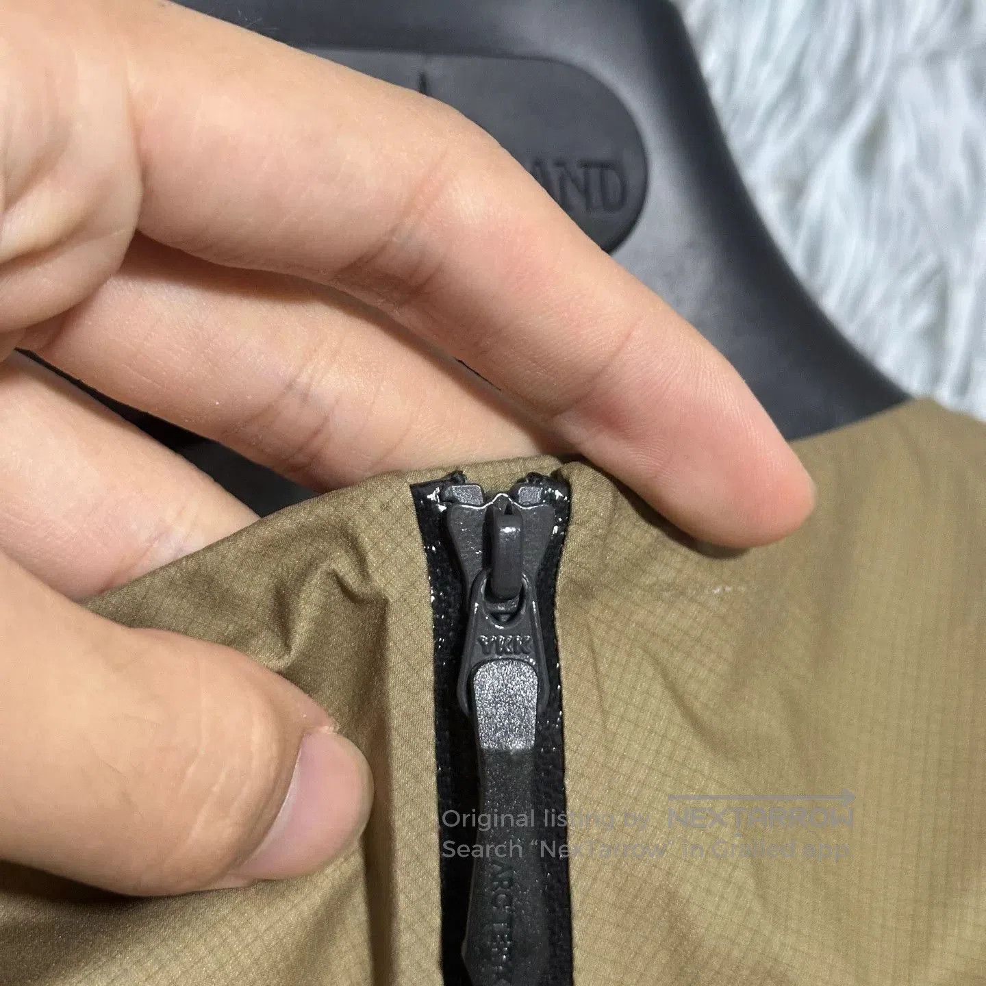 Arc'teryx lightweight arcteryx ralle jacket in brown. Size US M / EU 48-50 / 2 - 4 Thumbnail