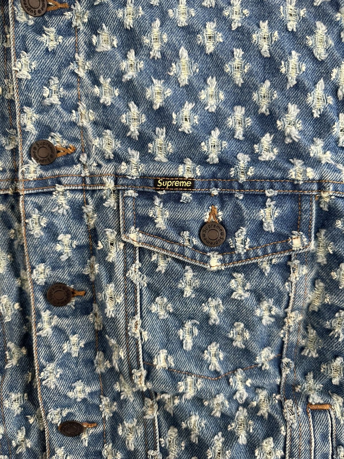 Supreme Hole Punch Denim Jacket (SS20) Size US M / EU 48-50 / 2 - 4 Thumbnail