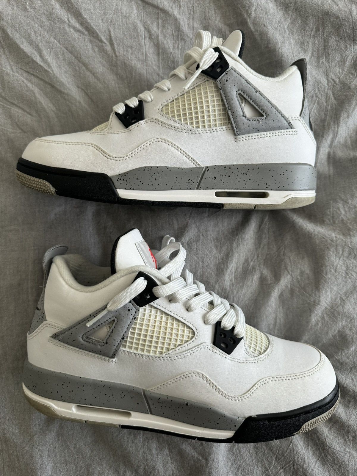 Jordan Brand Jordan 4 cement gs size 7y Size US 7 / EU 40 - 2 Thumbnail
