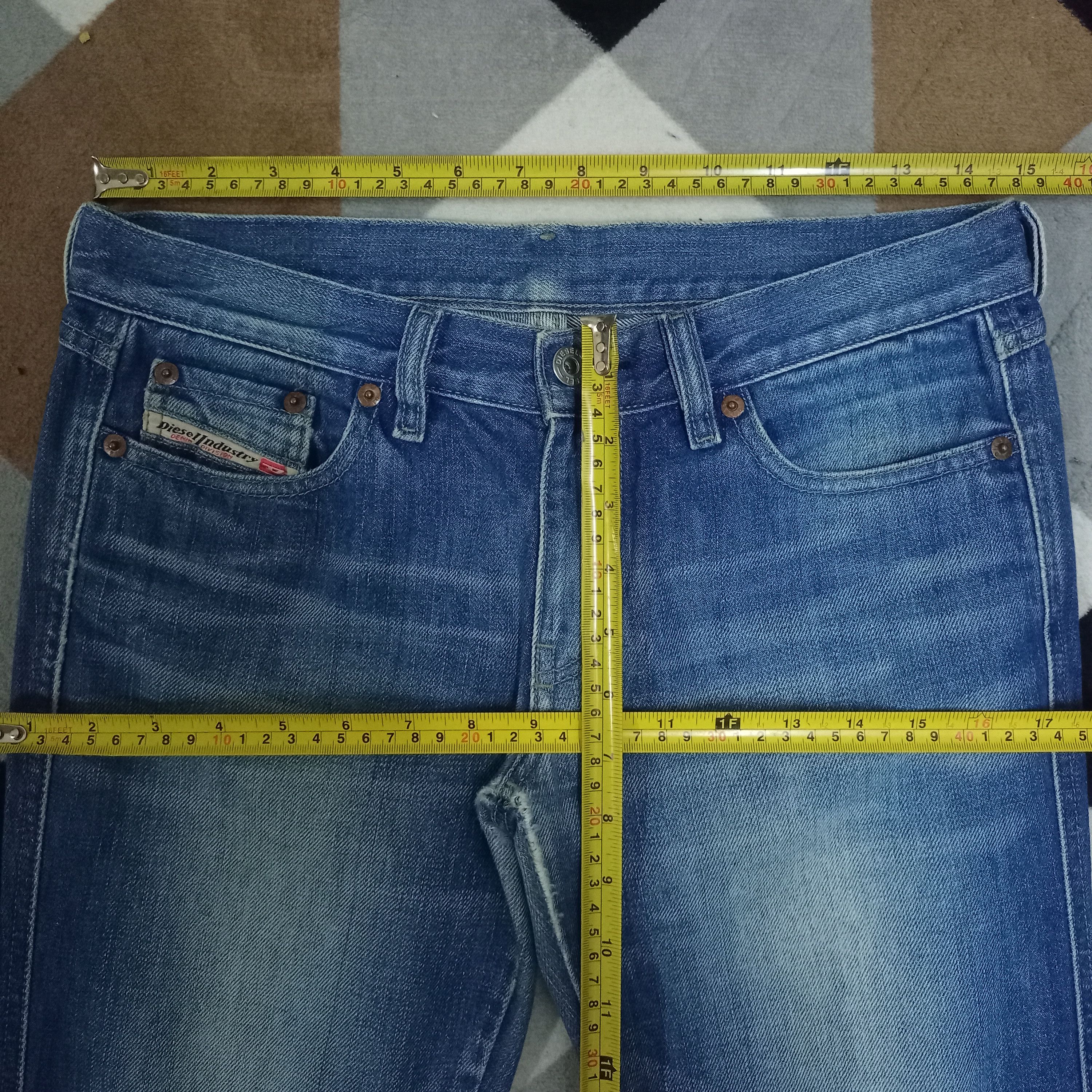 Diesel Vintage Diesel Blue Wash Distressed Flared Jeans Size 30" / US 8 / IT 44 - 7 Thumbnail