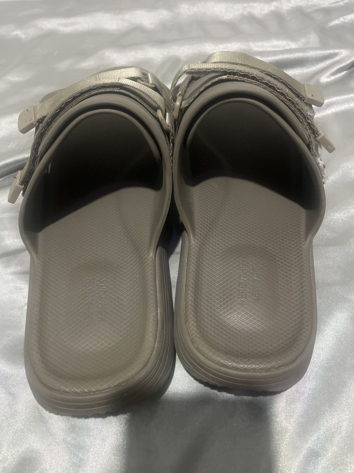 Suicoke Suicoke Slides Size US 11 / EU 44 - 2 Thumbnail