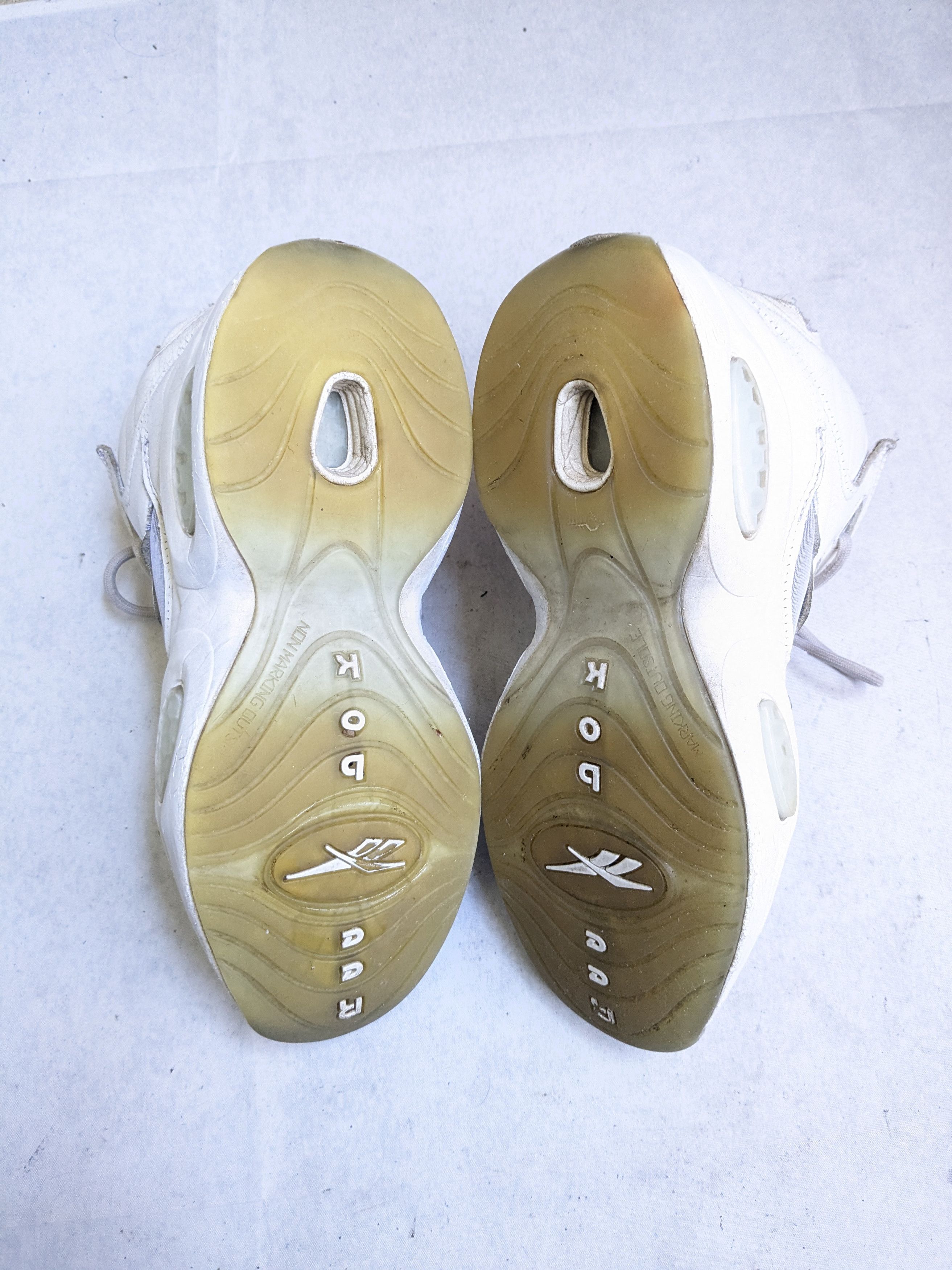 Maison Margiela Maison Margiela x Reebok Question Sneakers White 8 Size US 8 / EU 41 - 17 Thumbnail