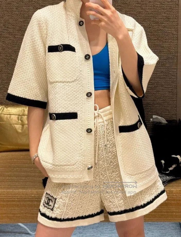Chanel beige embroidered logo knit shorts. Size 35" - 5 Thumbnail