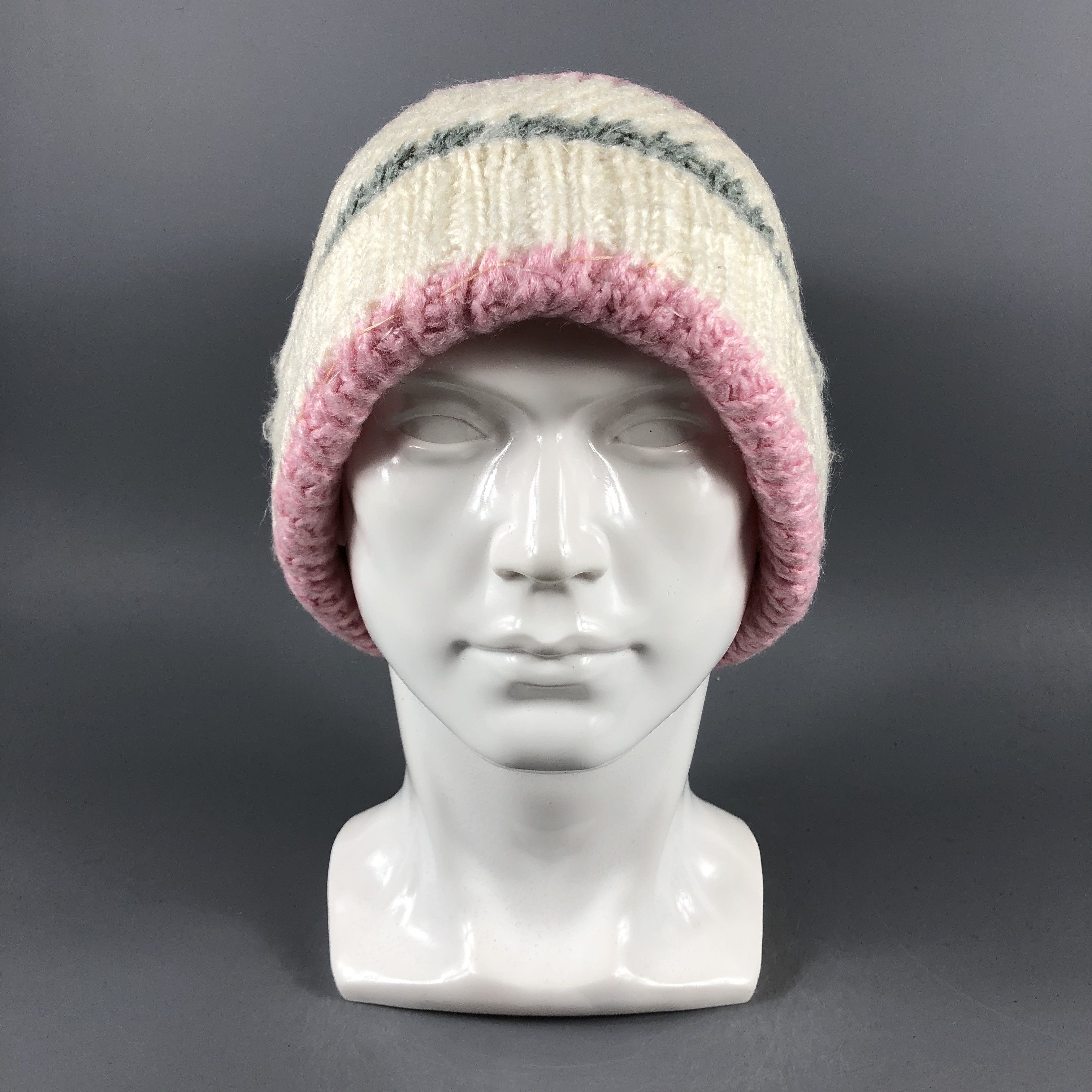 image of Vintage Womens Knit Stripe Pompom Beanie Snow Hat Snow Cap -D1100
