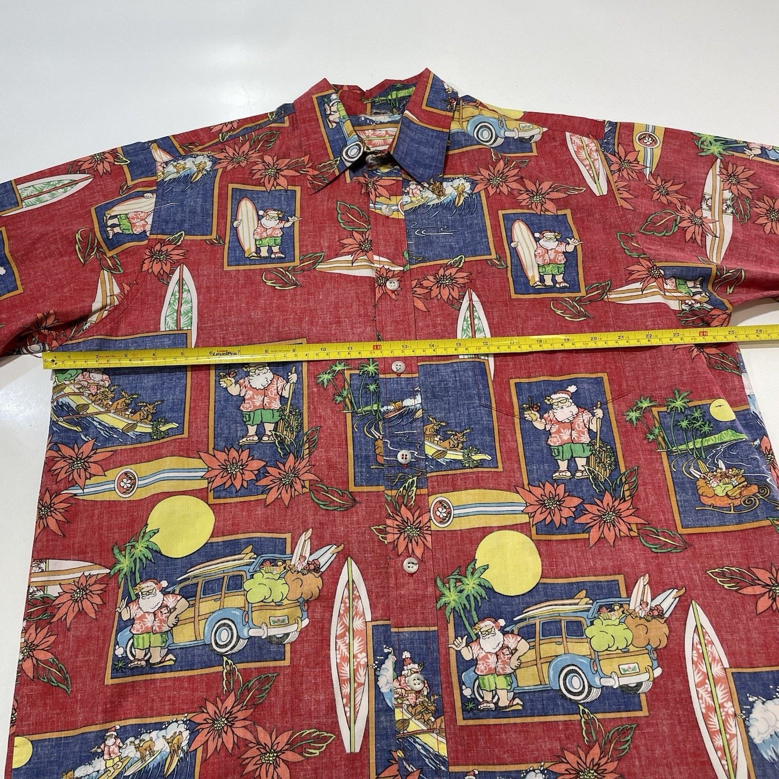 Hilo Hattie Go Barefoot XL Christmas Hawaiian Shirt Red Santa Surf Size US XL / EU 56 / 4 - 6 Thumbnail