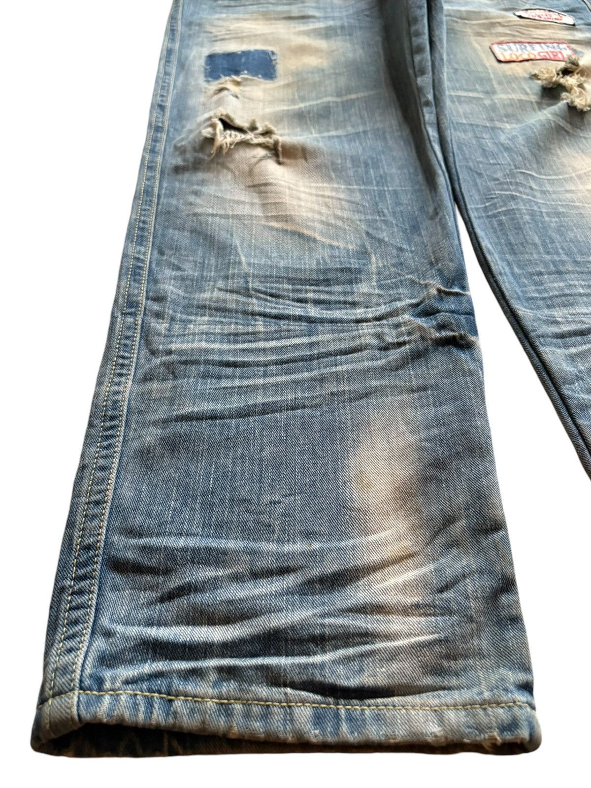 Japanese Brand Vintage Japanese Brand Faded Wash Surf Up Spell Out Jeans Size 38" / US 16 / IT 52 - 6 Thumbnail