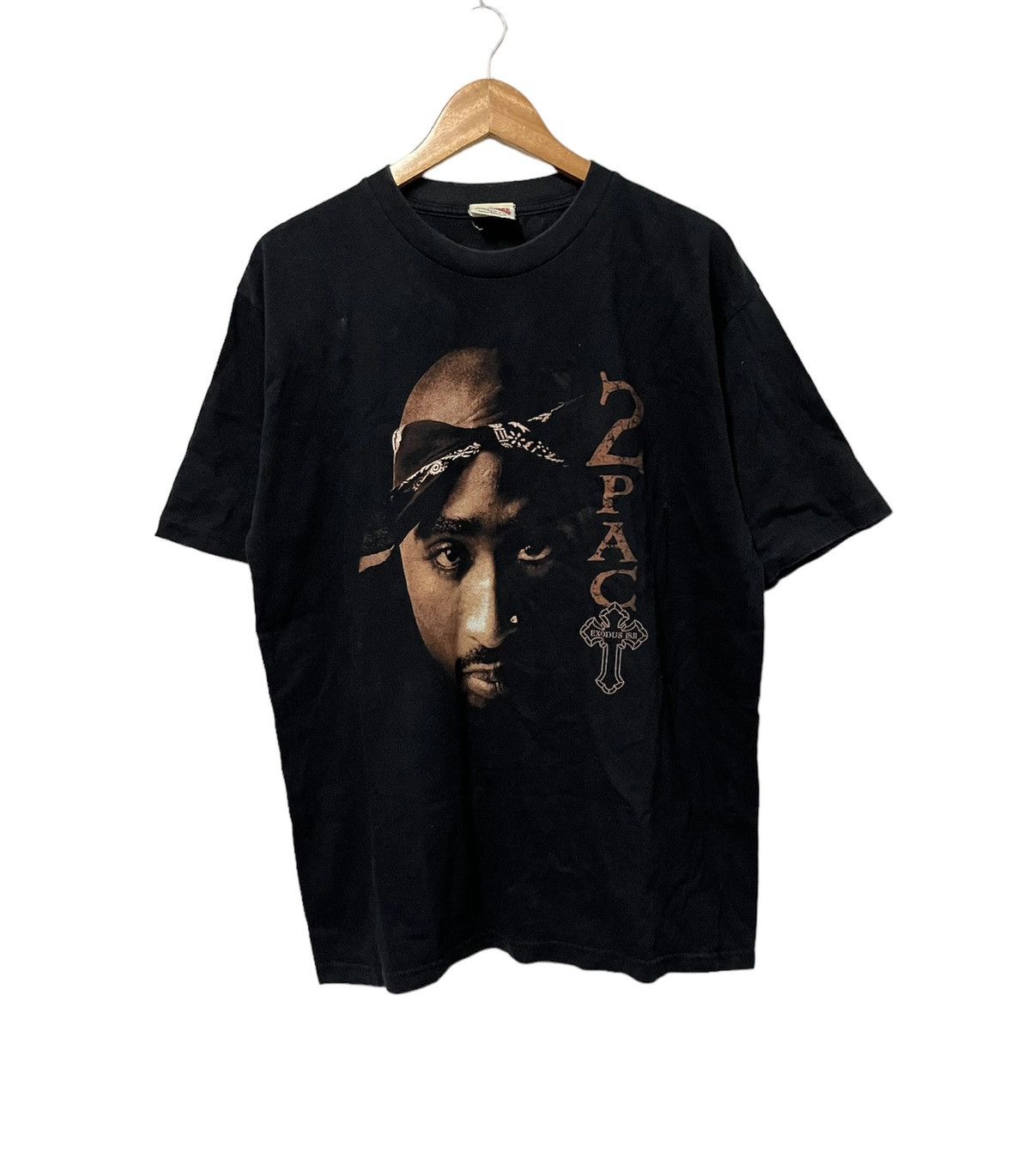 Image of Band Tees x Rap Tees VTG 2 Pac T-Shirt in Black, Men's (Size XL)