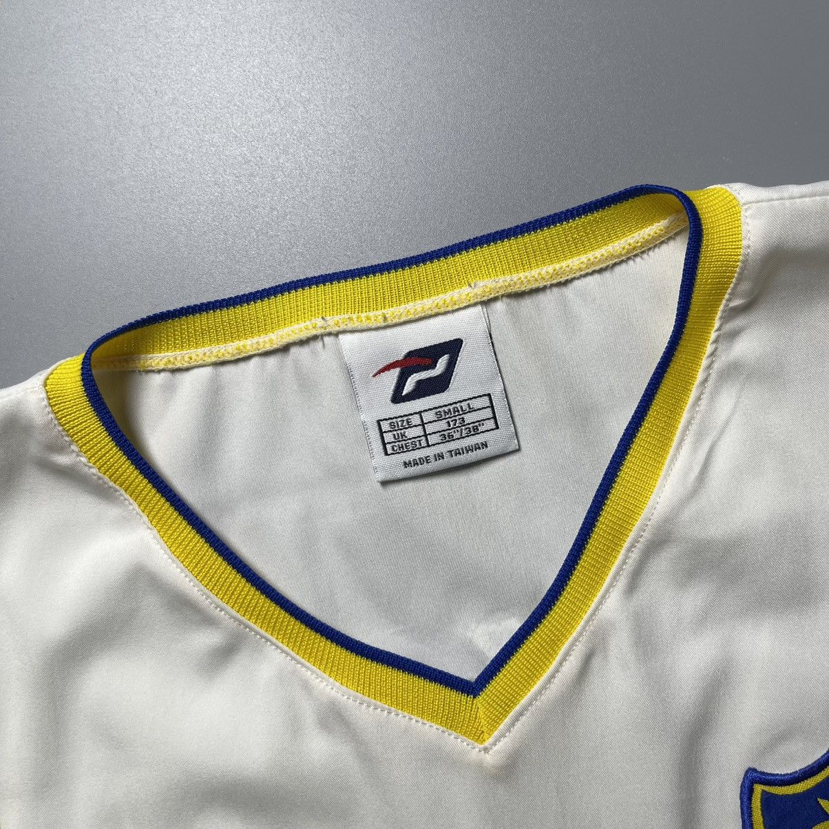 Pompeii × Vintage PORTSMOUTH POMPEY 2004/2005 FOOTBALL THIRD JERSEY #20 YAKUBU Size US S / EU 44-46 / 1 - 6 Thumbnail