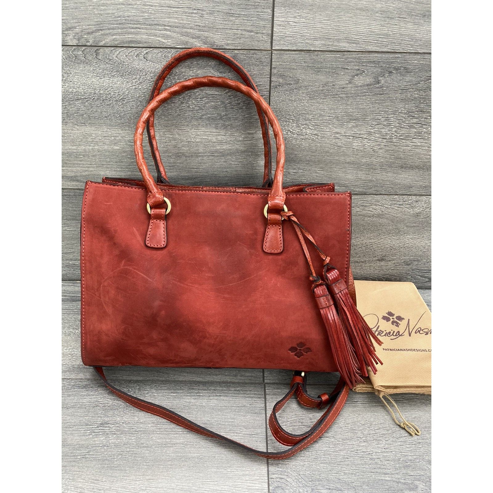 Patricia Nash Patricia Nash primrose satchel Nubuck Shoulder Bag B000595 Size ONE SIZE - 1 Thumbnail