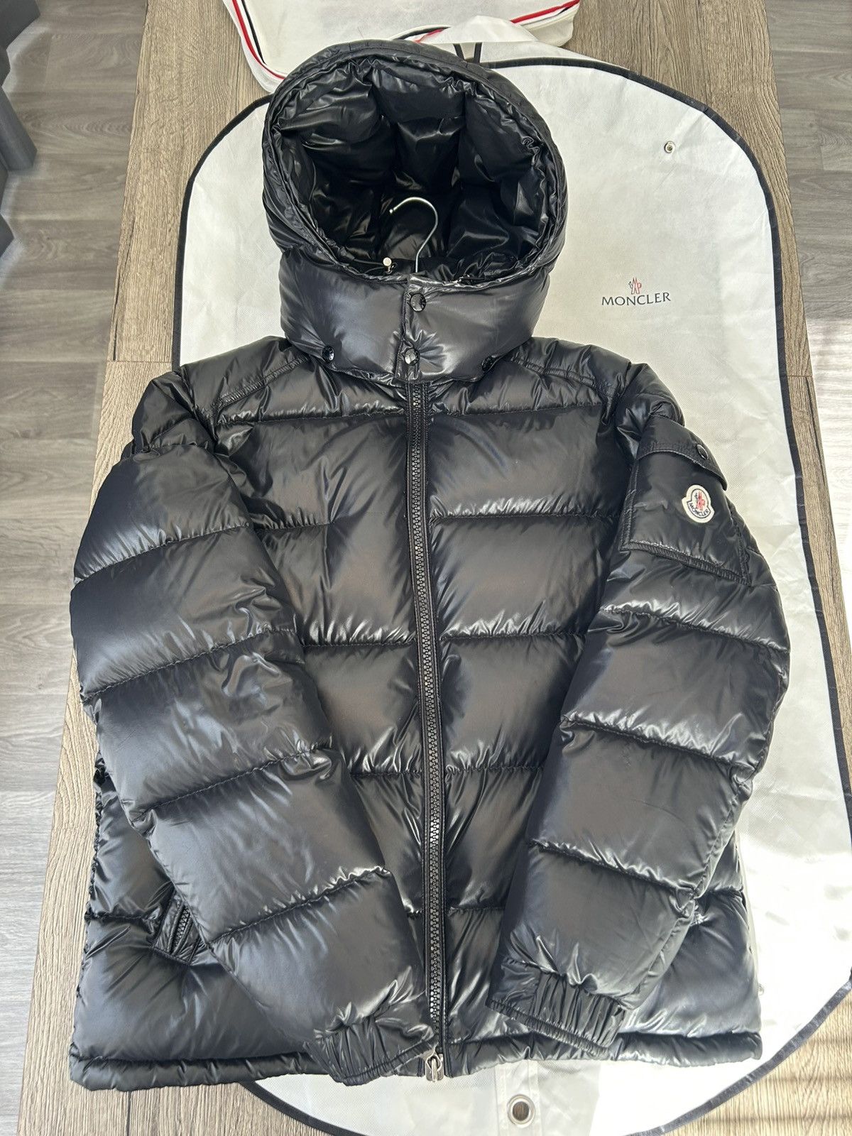 Moncler Moncler Maya Size 4 / Large Size US L / EU 52-54 / 3 - 1 Thumbnail