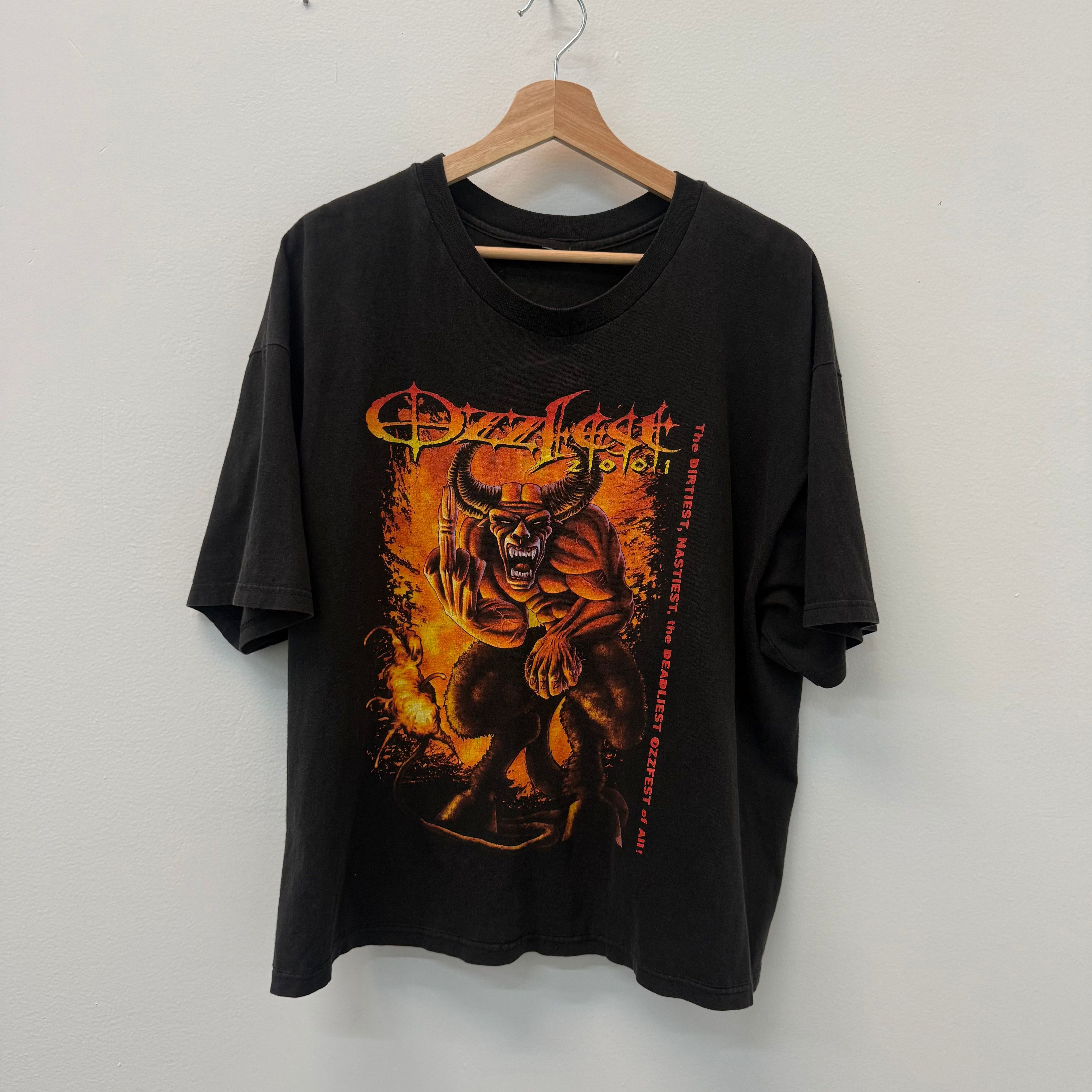 Band Tees Vintage 2001 Ozzy Fest T-Shirt - Size L Size US L / EU 52-54 / 3 - 1 Thumbnail