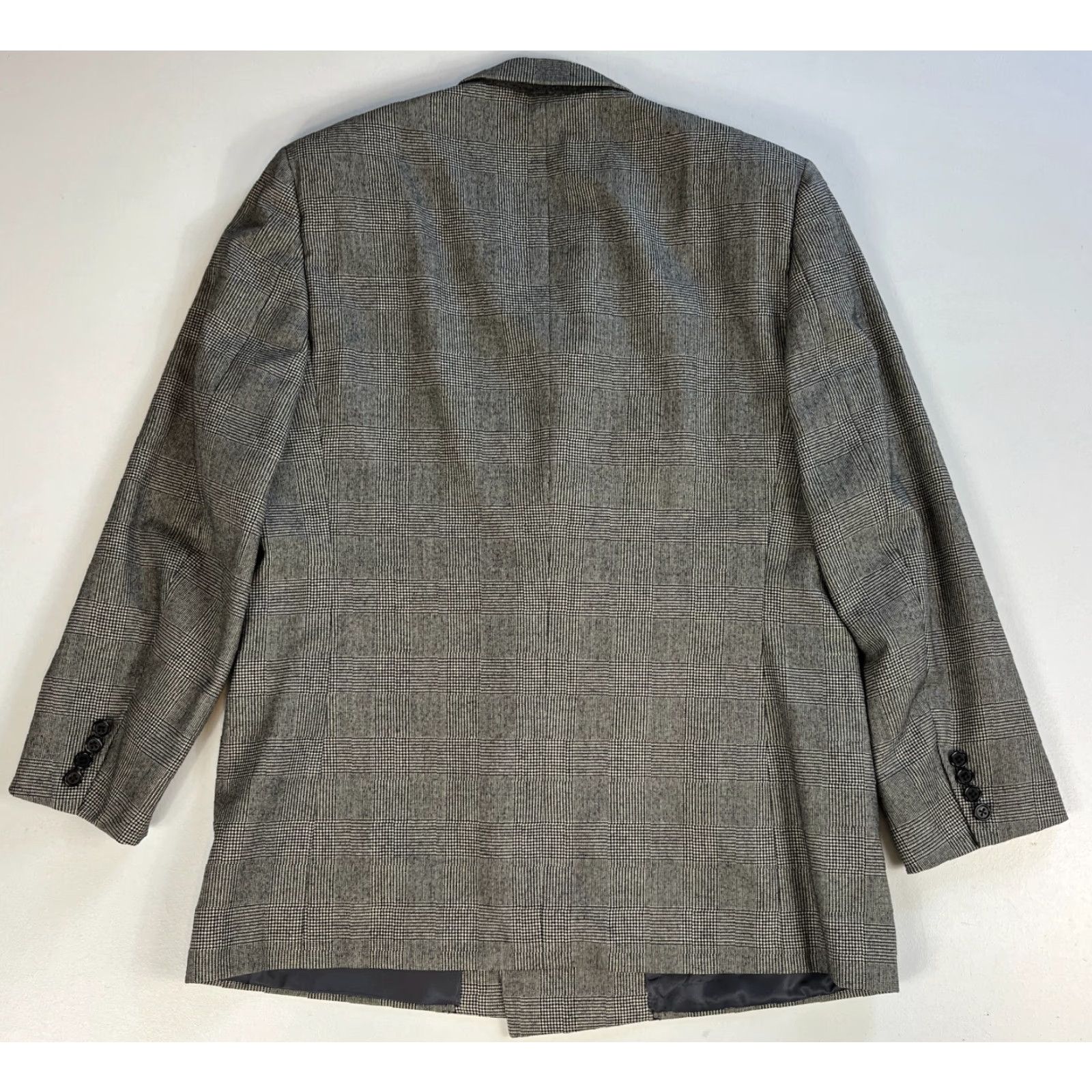 Neiman Marcus VINTAGE Neiman Marcus Men's Blazer Wool Double Breasted Plaid 40 Gray Jacket 90s Classic Designer Shoulder Pads Size 40R - 4 Thumbnail