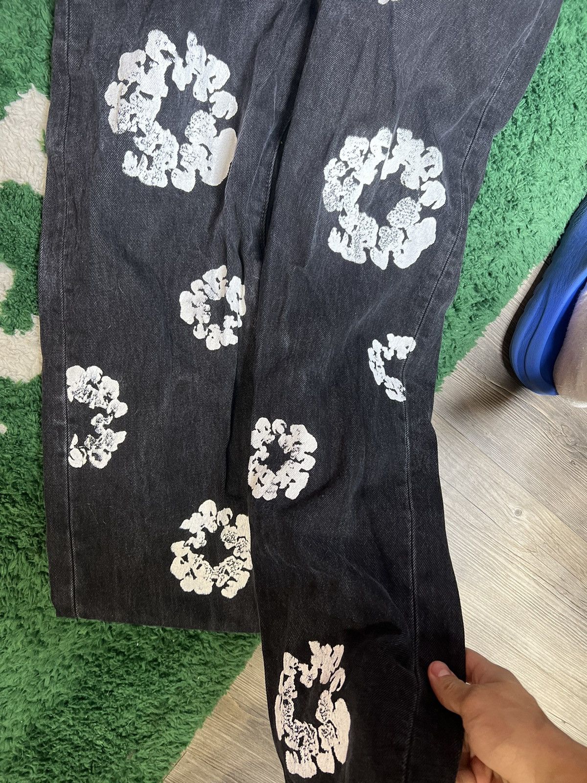 DENIM TEARS Denim Tears X Levis Cotton Wreath jeans Black Size US 36 / EU 52 - 12 Thumbnail