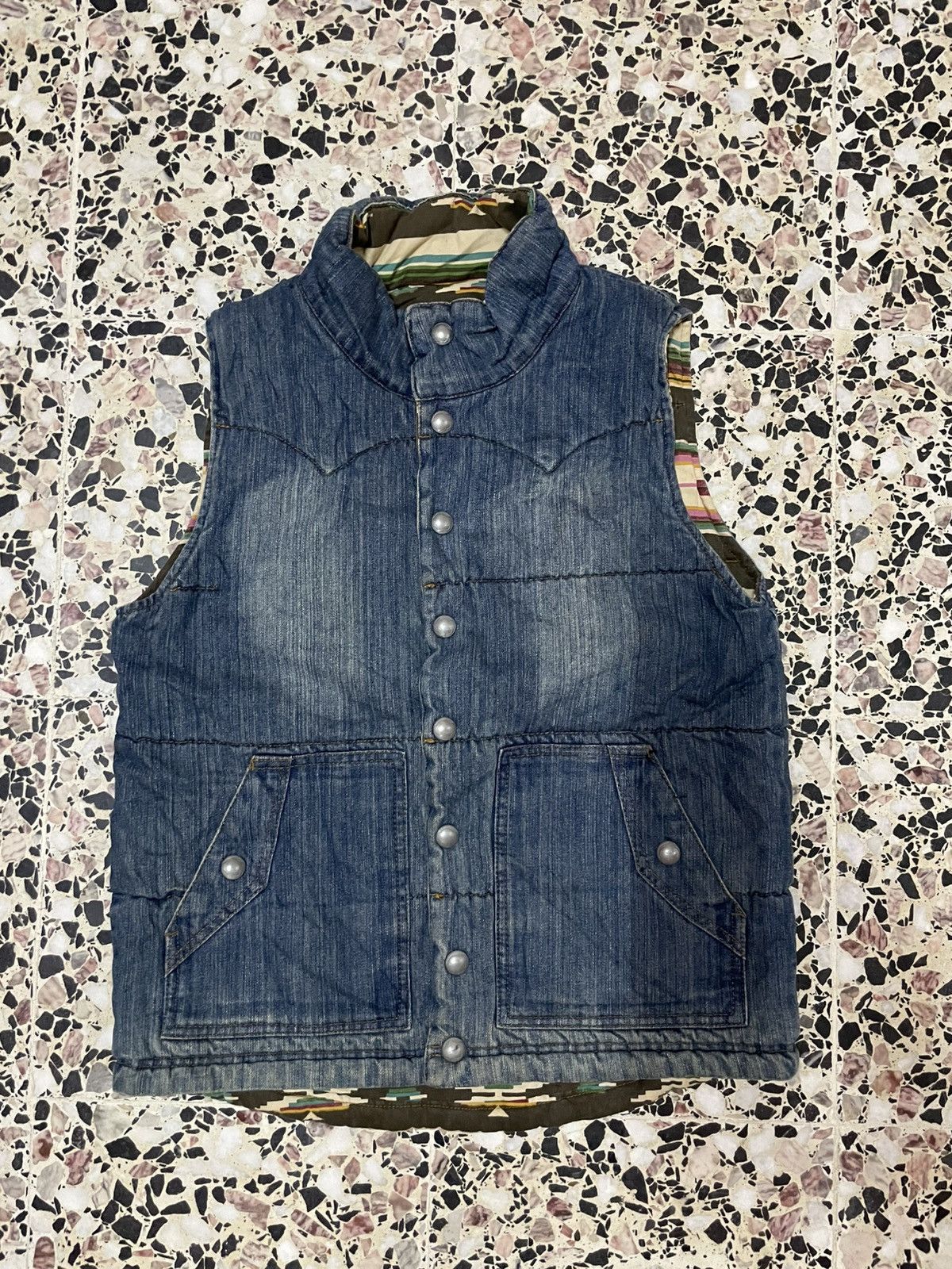 Japanese Brand AntiBallistic Reversible Vest Fleece Navajo Aztec Native Size US M / EU 48-50 / 2 - 2 Thumbnail