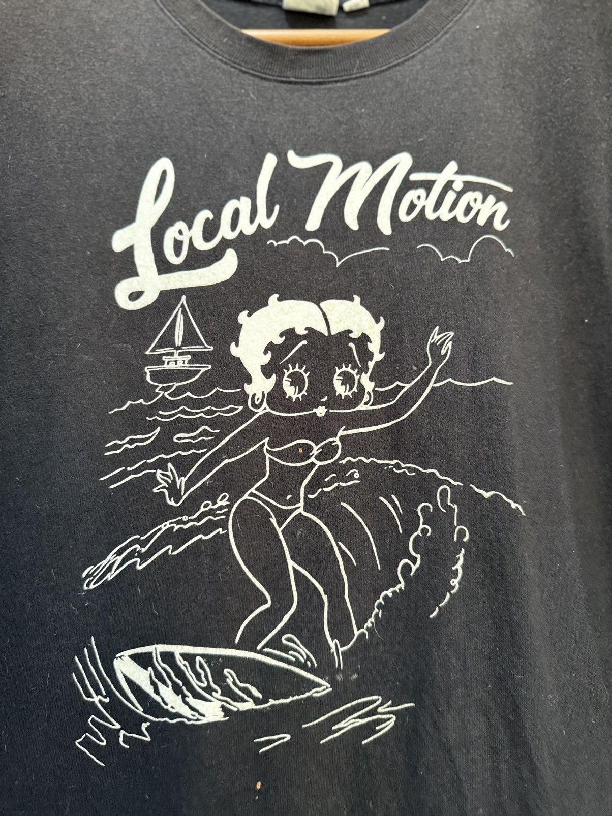 Cartoon Network Vintage Betty Boop X local Motion Surf Backhit Sun Faded Tee Size US XL / EU 56 / 4 - 3 Thumbnail
