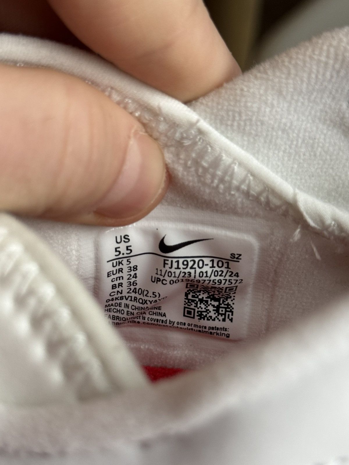 Nike Nike ACG Air Exploraid “White Gym Red” Size US 5.5 / EU 38 - 8 Thumbnail