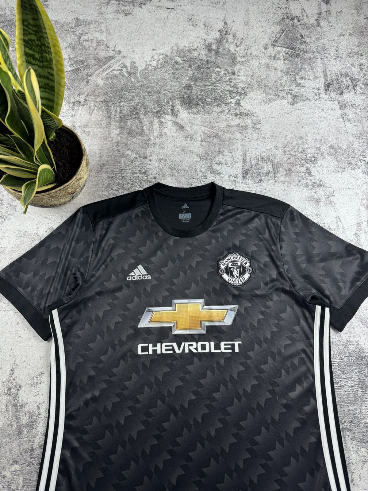 Adidas Manchester United 2017/2018 Football T Shirt Jersey Kit Size US XL / EU 56 / 4 - 5 Thumbnail
