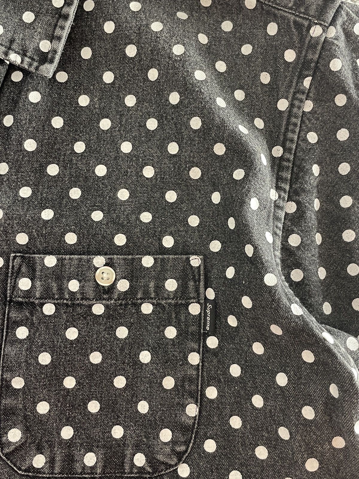 Supreme white and black denim polka dot supreme button up shirt Size US M / EU 48-50 / 2 - 5 Thumbnail