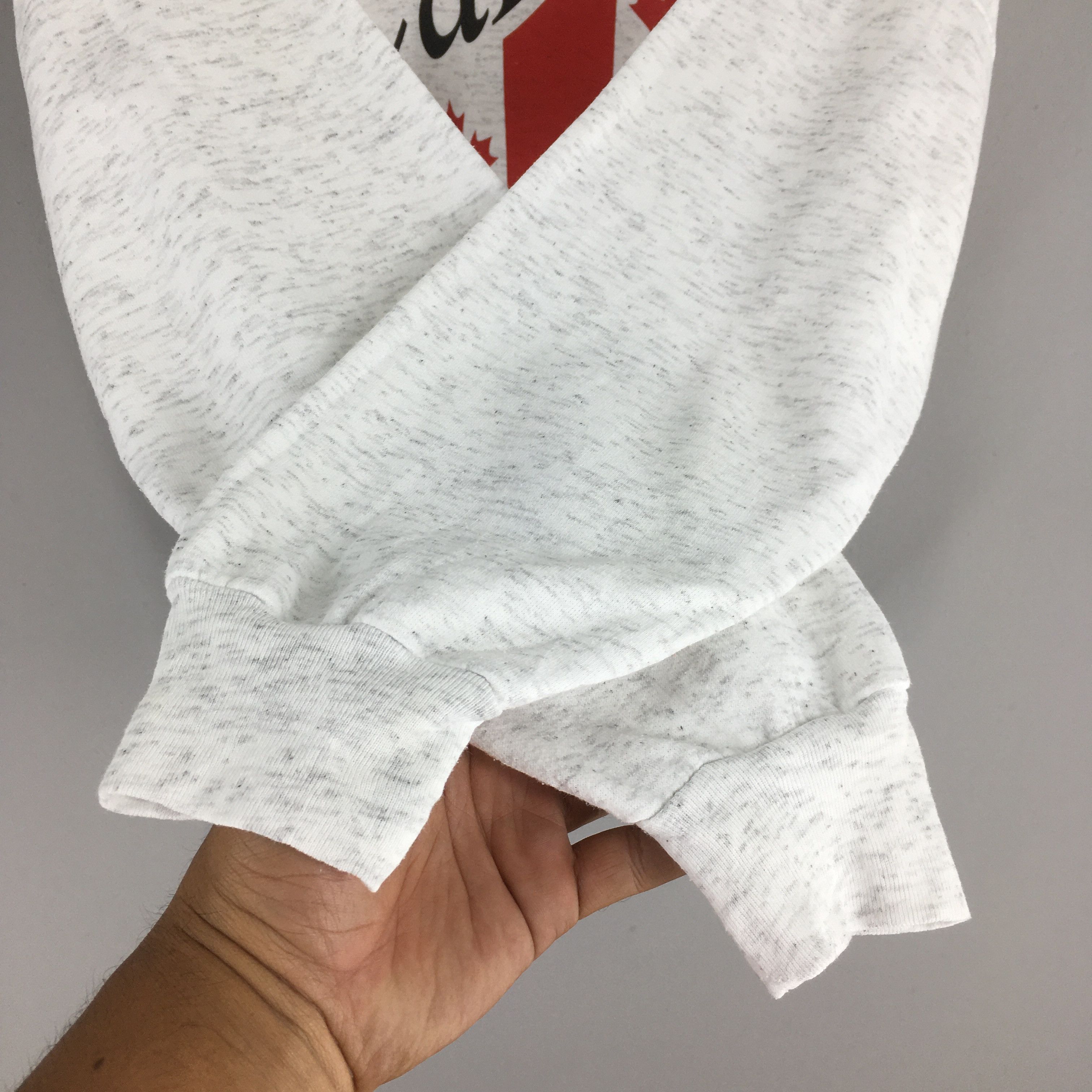 Vintage Vintage National Flag of Canada Gray Sweatshirt 2XLarge Size US XXL / EU 58 / 5 - 4 Thumbnail