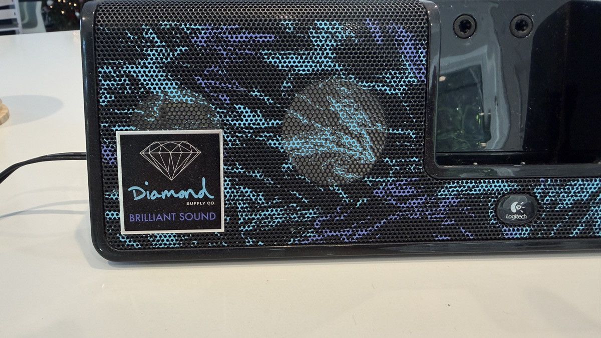 Diamond Supply Co. Diamond Supply Co. x Logitech iPod Dock Size ONE SIZE - 8 Thumbnail