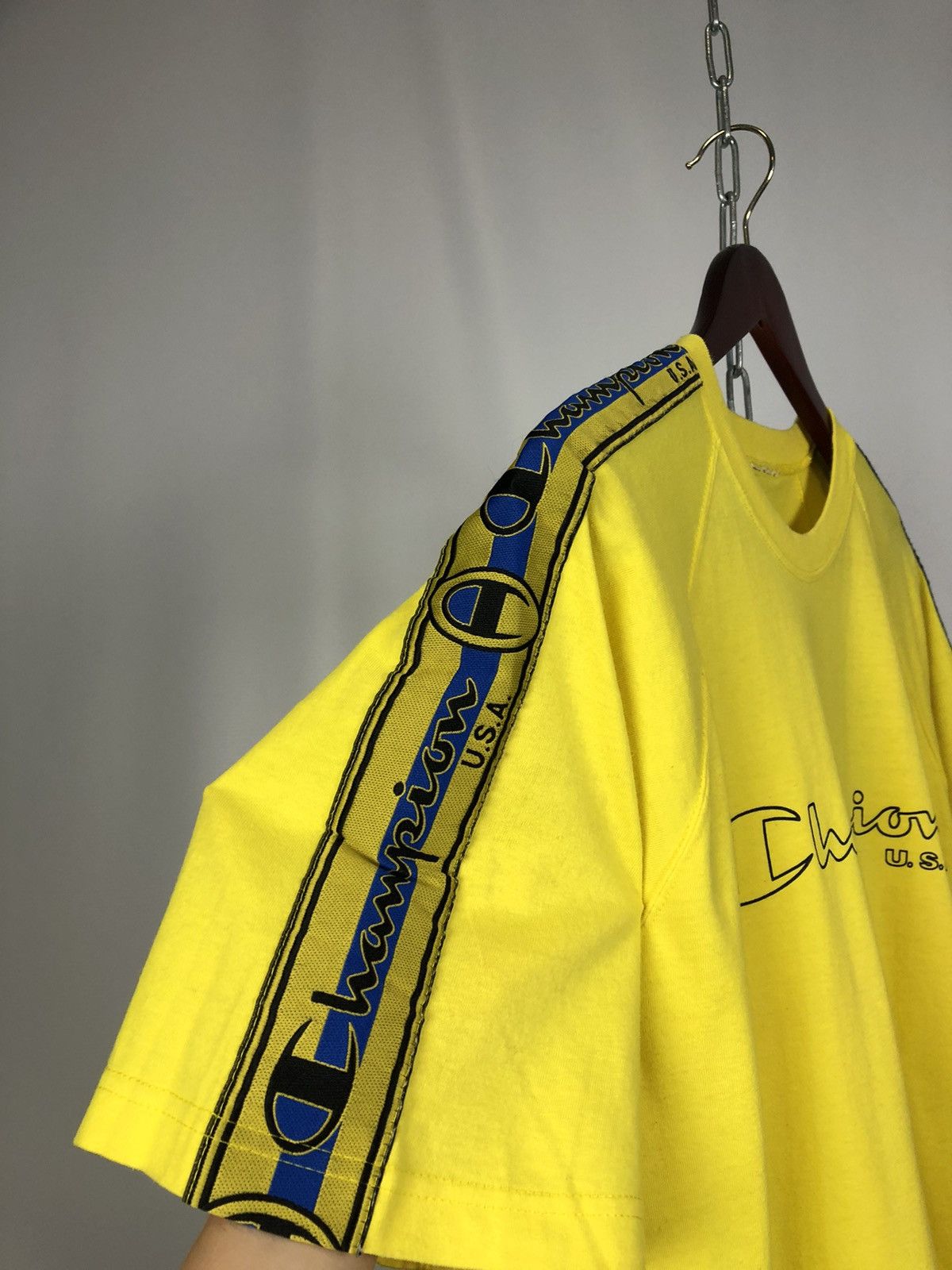 Champion × Vintage Champion vintage big logo T-shirts sportswear rare Size US M / EU 48-50 / 2 - 4 Thumbnail