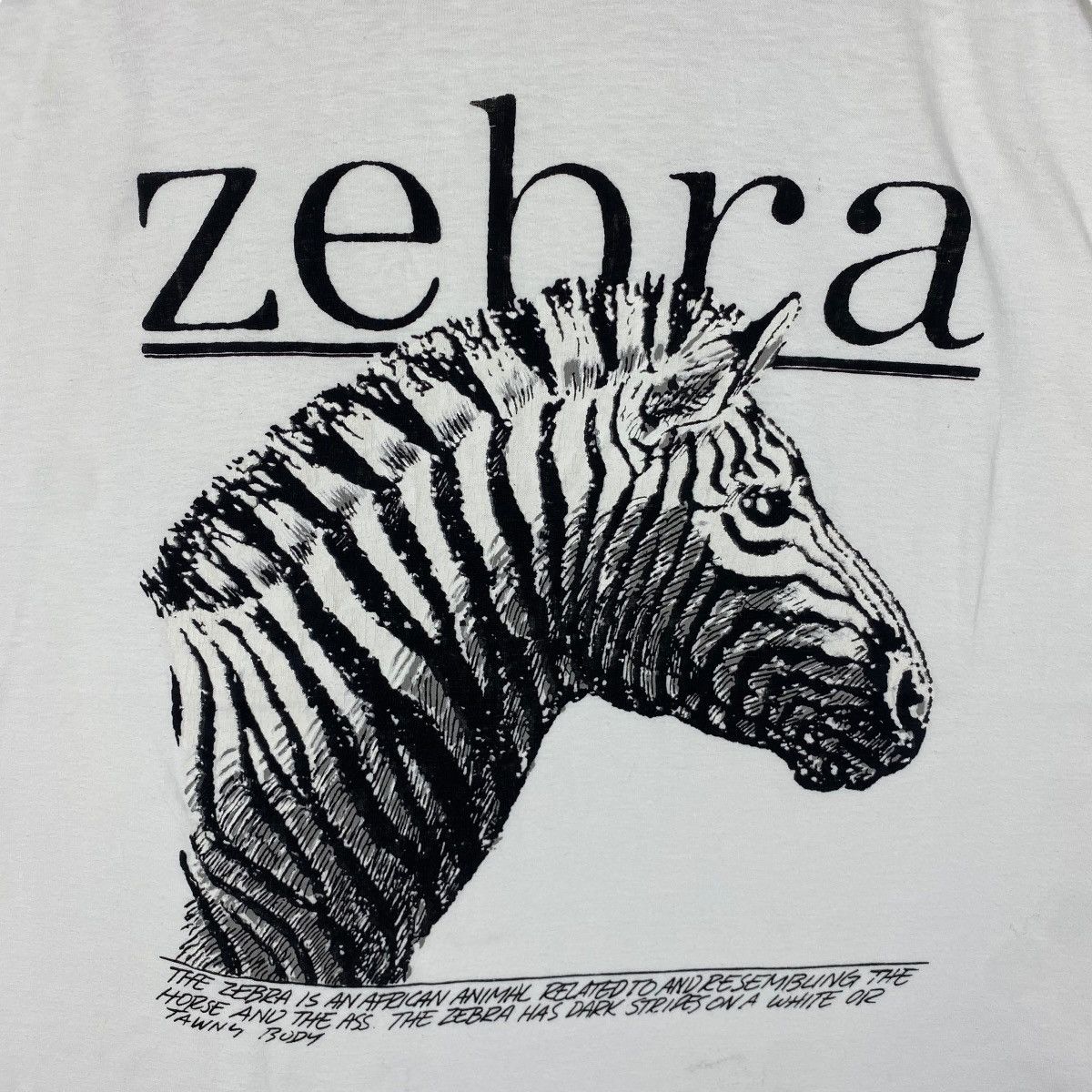Vintage Vintage 90's ZEBRA Big Graphic Animal Tee Shirt Medium Size Size US M / EU 48-50 / 2 - 2 Thumbnail