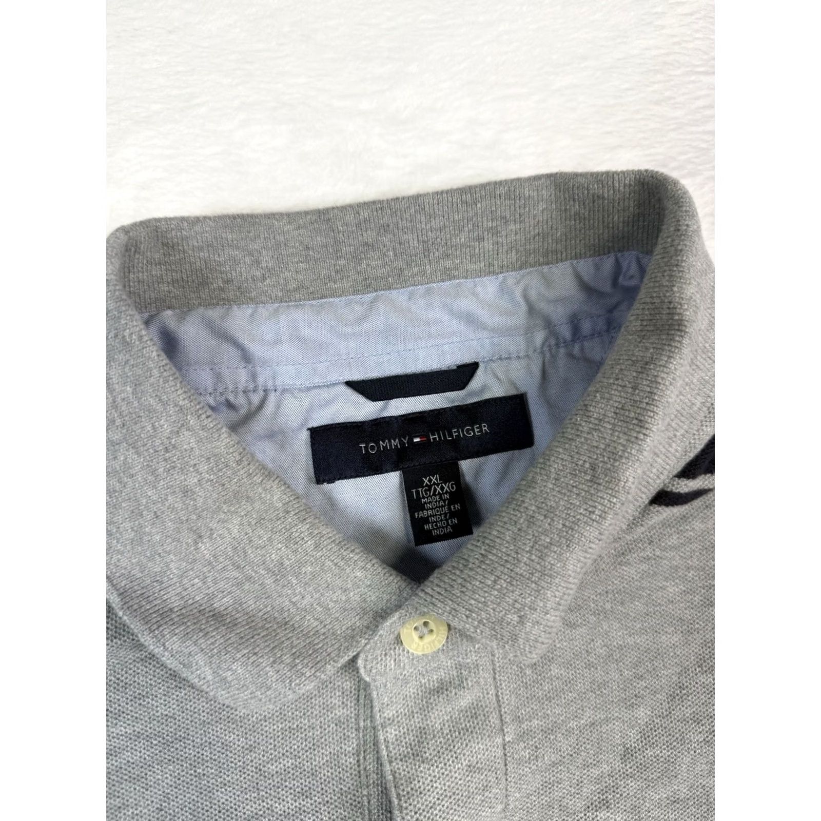 Tommy Hilfiger VINTAGE Tommy Hilfiger Polo Shirt Mens XXL Grey Navy Striped Logo Short Sleeve 100% Cotton Knit Button Closure Collared Size US XXL / EU 58 / 5 - 2 Thumbnail