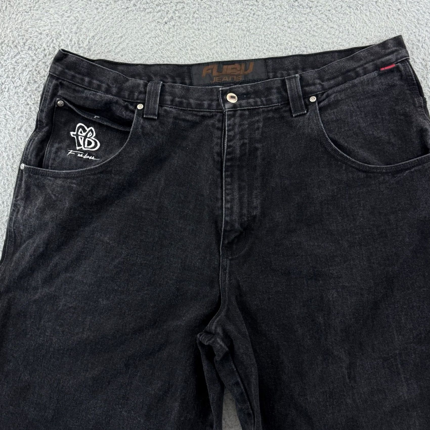 Fubu VINTAGE FUBU Men Jeans Shorts 42 Black Carpenter Jorts Embroidered Baggy Wide Leg Denim Shorts Cargo 90s Hip Hop Grunge Skater Mens Size US 42 / EU 58 - 5 Thumbnail