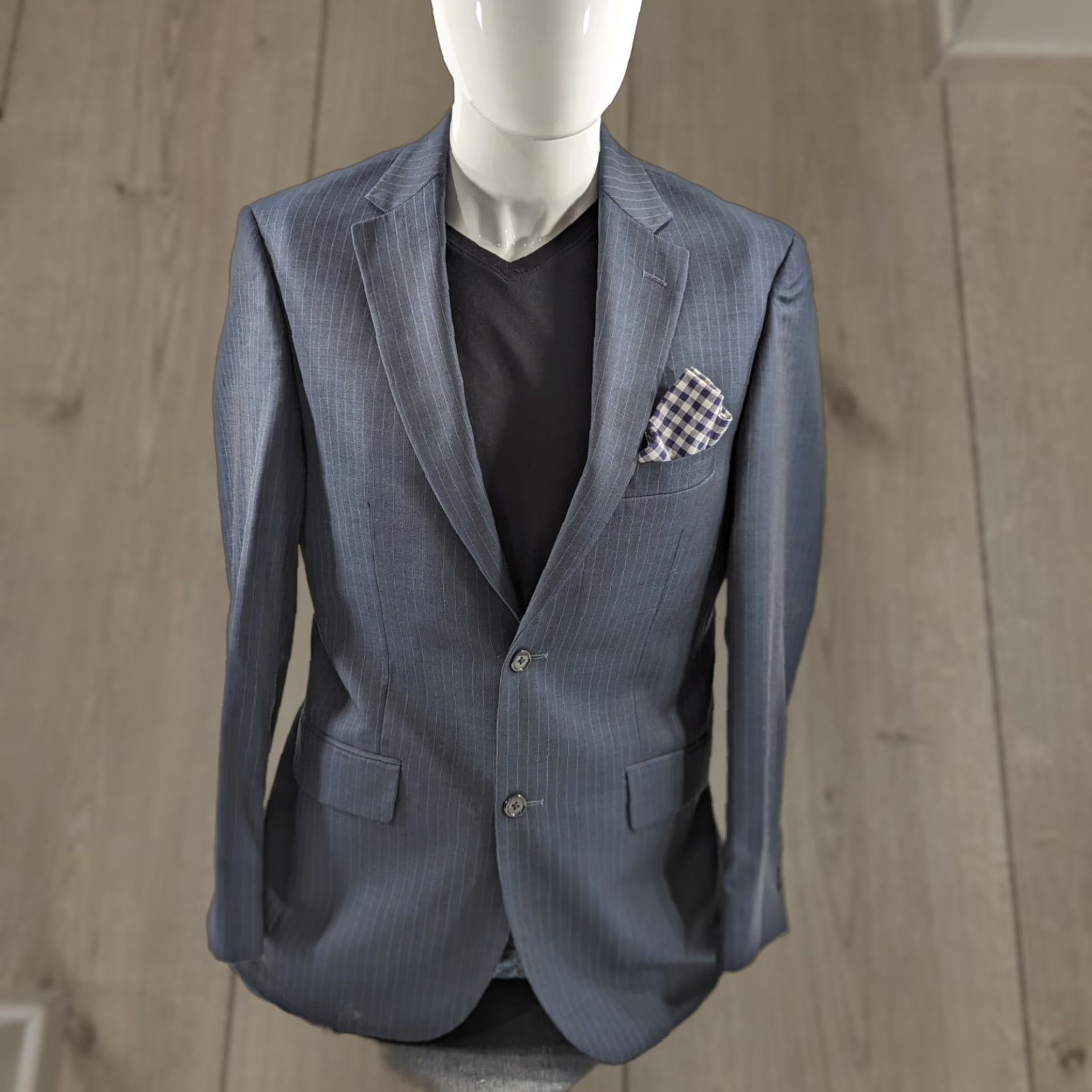 Jos. A. Bank Jos. A. Bank Blazer Coat Sport Suit Jacket Wool Blue Pinstripe 39R Wool Regular Men's Blazer Jacket Two-Button Single-Breasted" Size 40R - 1 Thumbnail