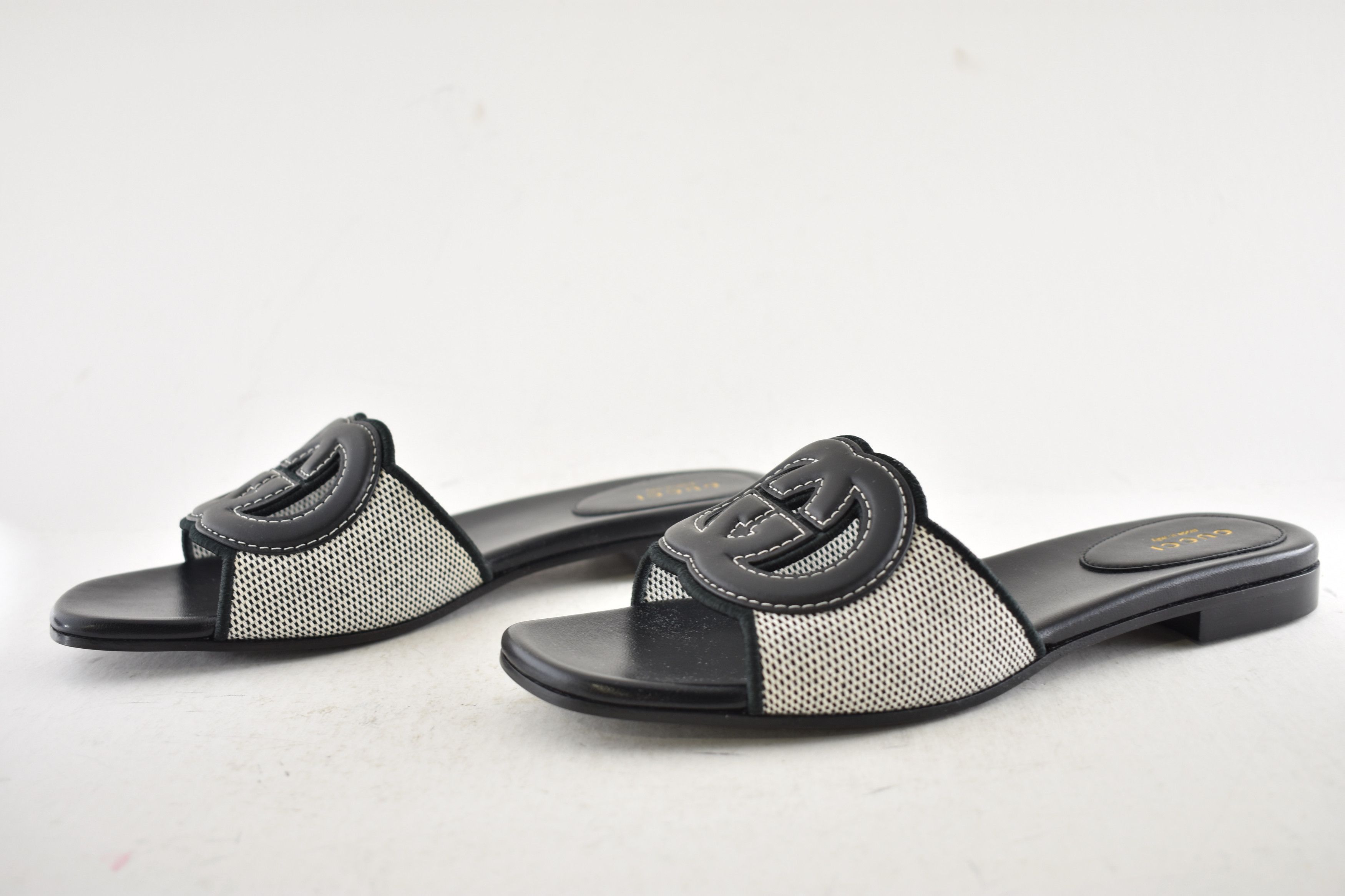 Gucci Gucci GG Interlocking Logo Canvas Flat Slide Sandal 42 Size US 12 / IT 42 - 15 Thumbnail