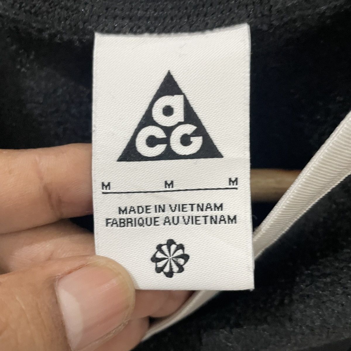 Nike ACG Vintage Nike Acg X Polartec Embroidery Big Logo Sweater Size M / US 6-8 / IT 42-44 - 5 Thumbnail
