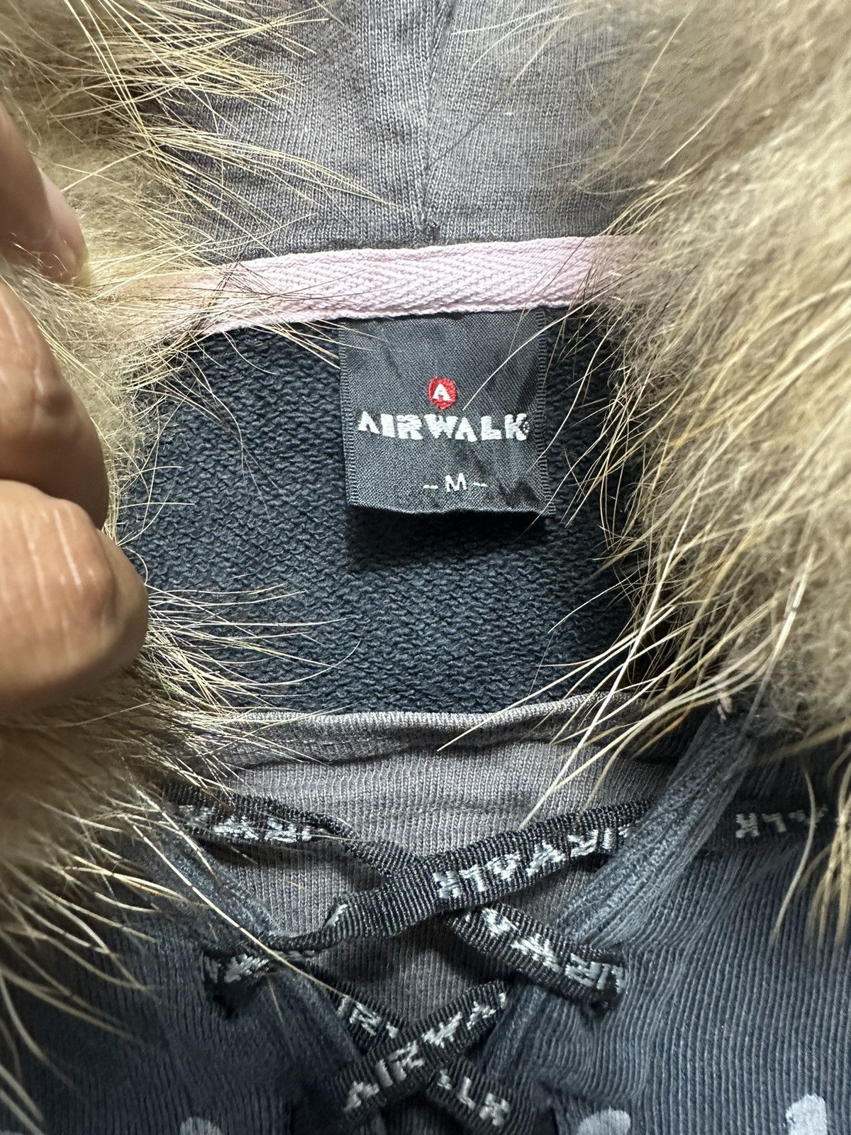 Beauty Beast CRAZY FADED FUR HOODIE AIRWALK POEM IFSIXWASNINE PUNK STYLE Size US L / EU 52-54 / 3 - 5 Thumbnail