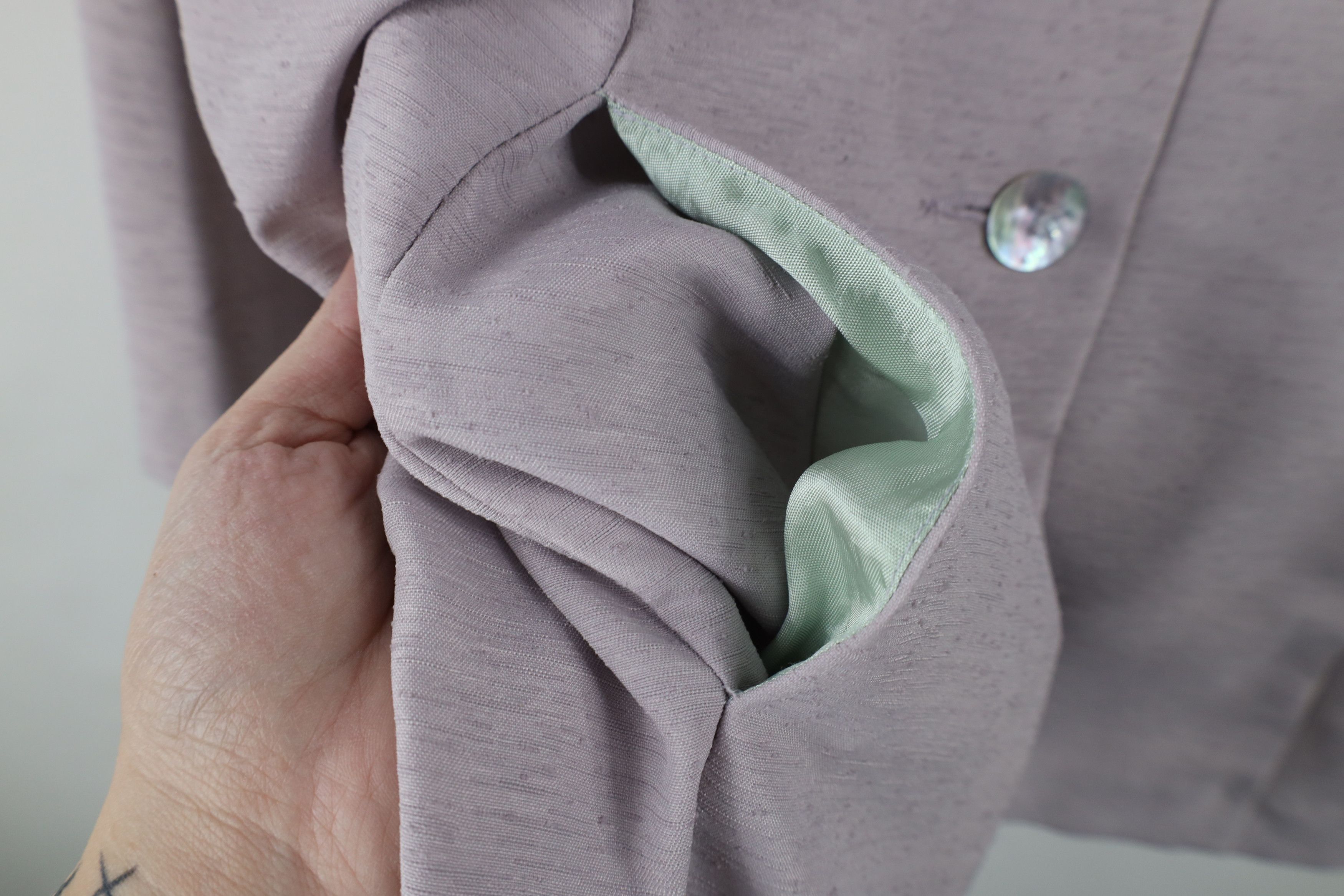 Vintage Vintage 90s Streetwear Button Blazer Suit Coat Jacket Lilac Size XXL / US 16-18 / IT 52-54 - 9 Thumbnail
