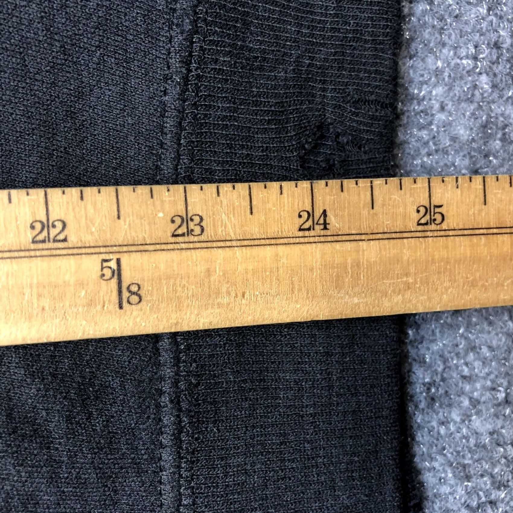Vintage Vintage Sweatshirt Mens Large Black Crewneck Fleece Pullover Distressed Paint Size US L / EU 52-54 / 3 - 2 Thumbnail