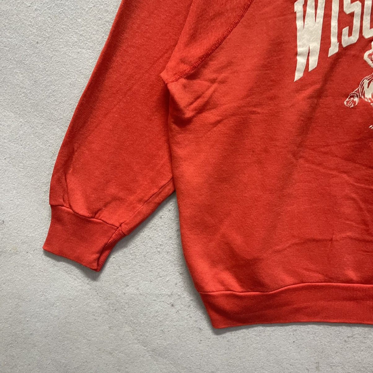 Vintage Vintage Wisconsin Badgers Raglan Sweatshirt Size US M / EU 48-50 / 2 - 5 Thumbnail