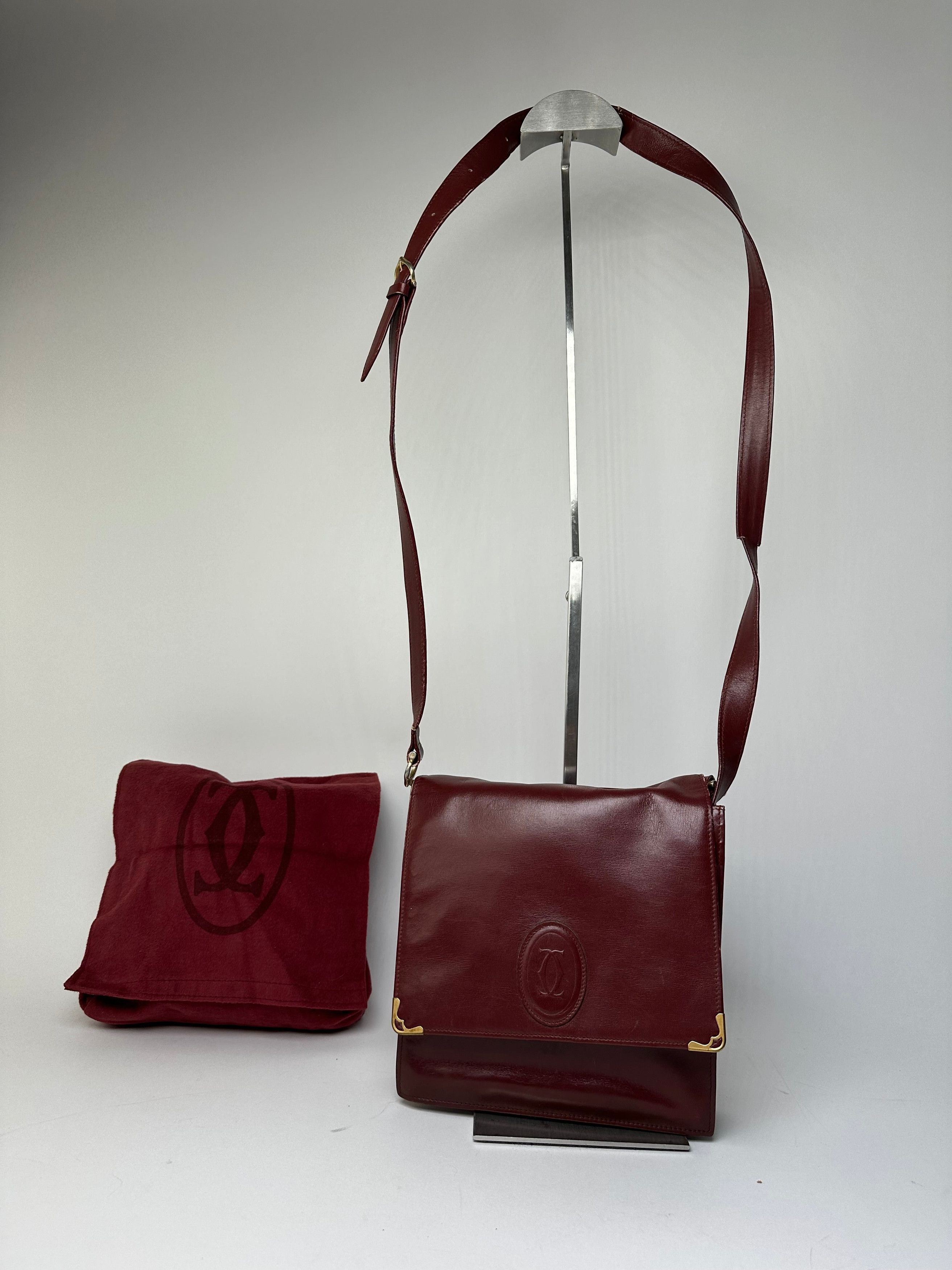 Cartier Vintage Must de Leather Shoulder Bag Bordeaux Size ONE SIZE - 1 Thumbnail